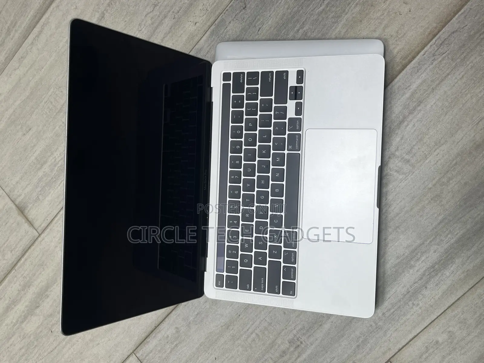 Laptop Apple MacBook Pro 2020 8GB Intel Core i5 SSD 256GB