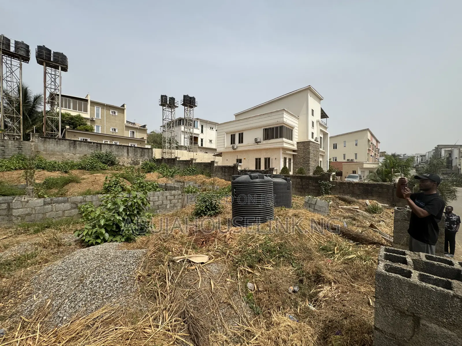 800sqm Fcda Estate Plot Available