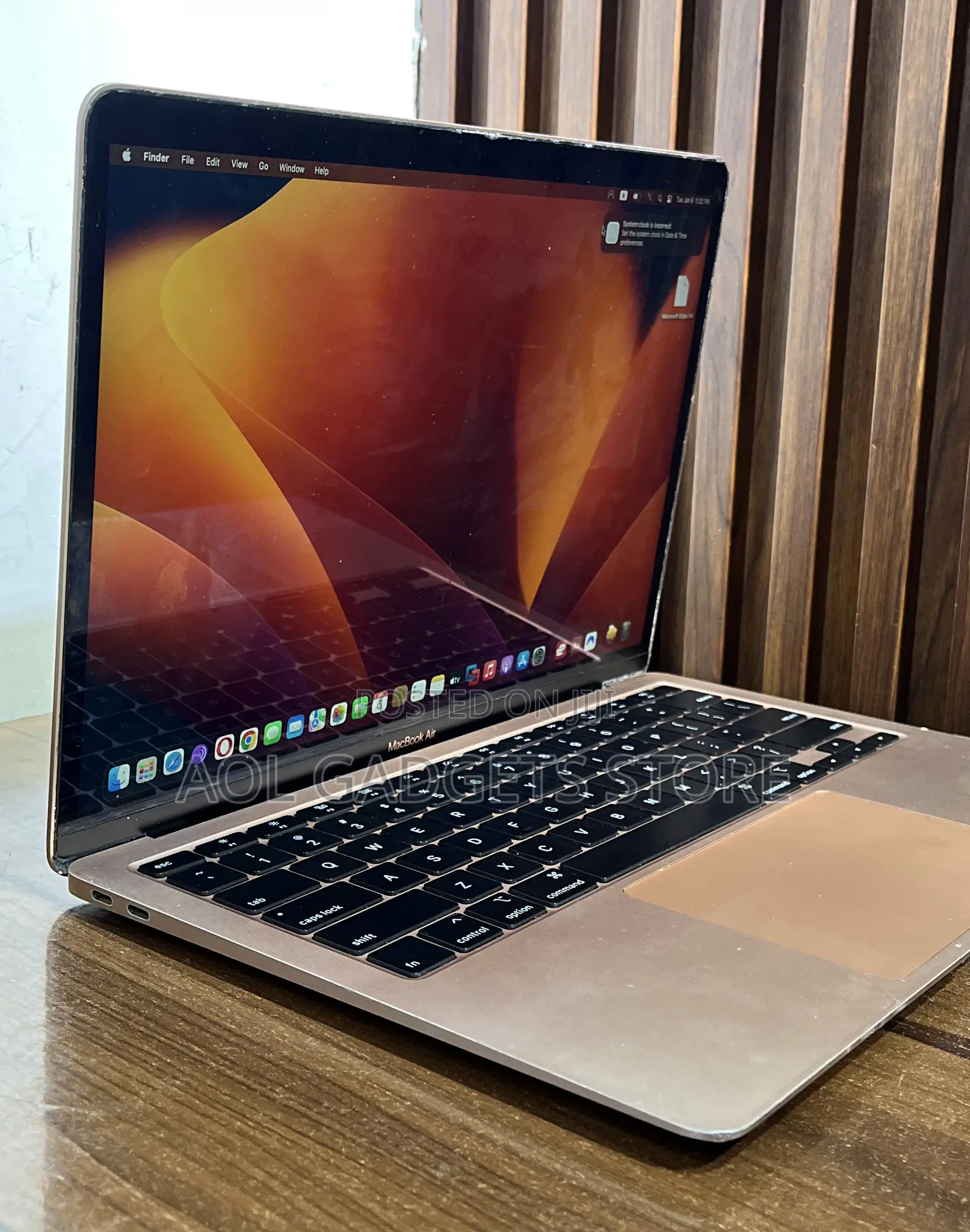 Laptop Apple MacBook Air 2020 8GB Intel Core i3 SSD 256GB