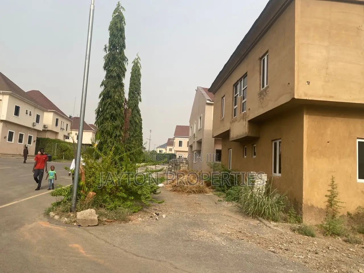 5bdrm Duplex in Chessville Corte, Life Camp for sale