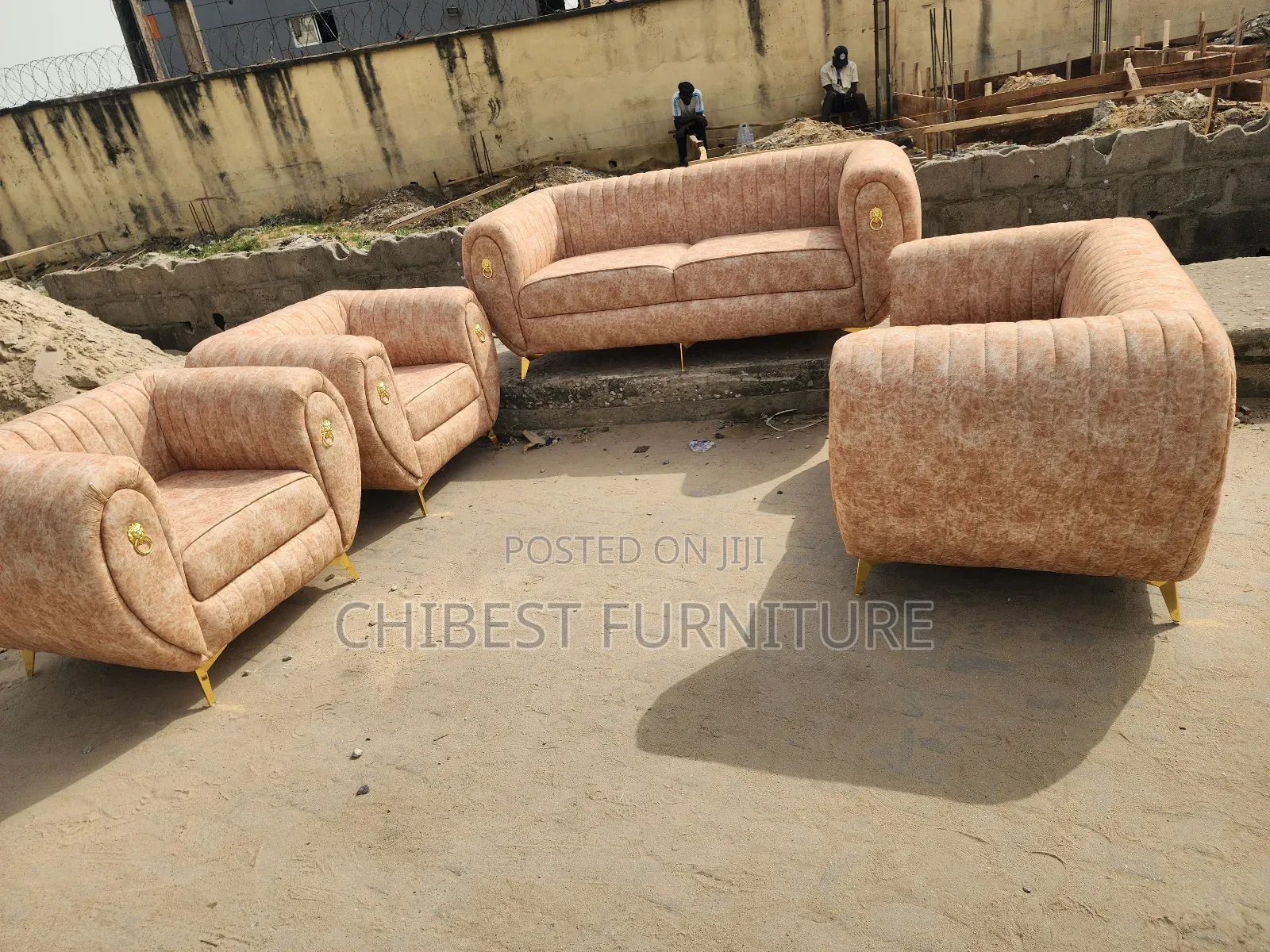 Exclusive 7 Seaters Padded Sofa Chairs