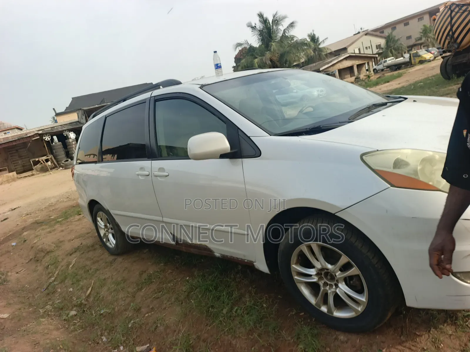 Toyota Sienna XLE Limited 2005 Gold