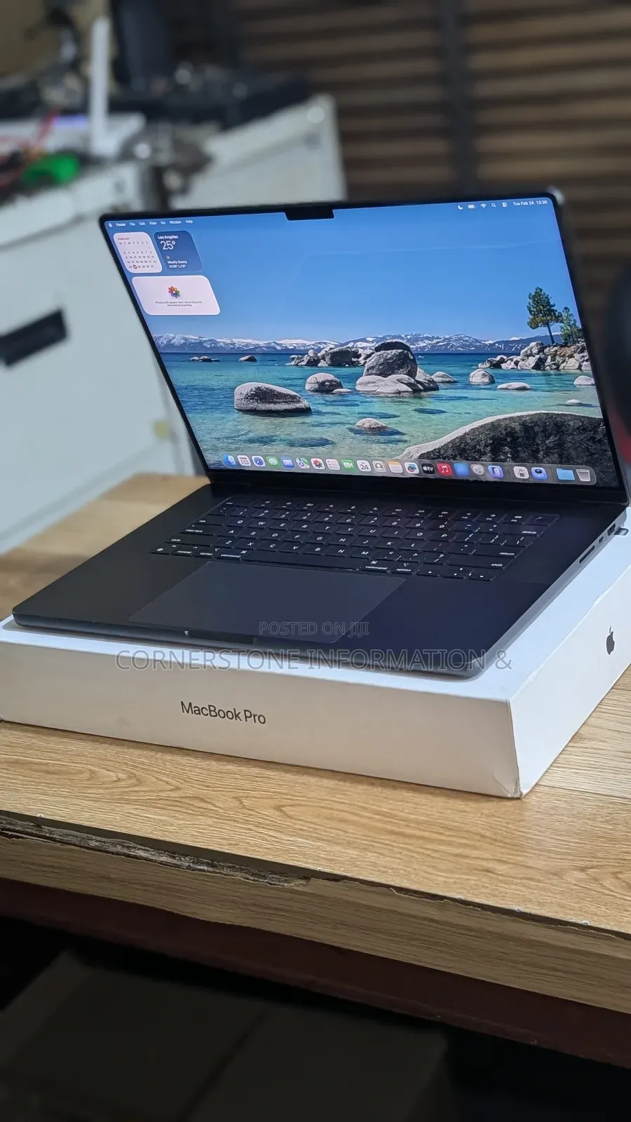 Laptop Apple MacBook Pro 2023 M3 Pro 18GB Apple M3 Pro SSD 512GB