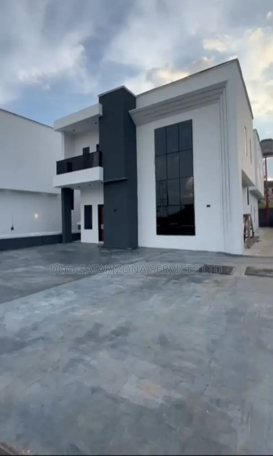 5bdrm Duplex in Awka for sale