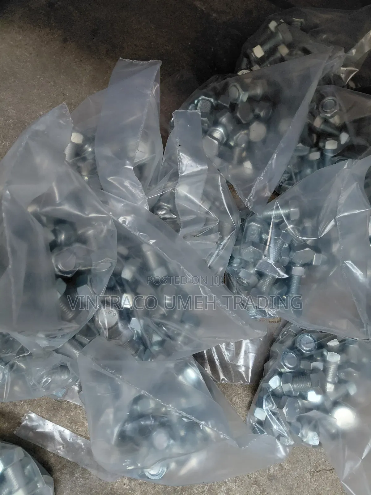 M16 X 40mm Machine Bolt and Nut (Pack of 25)