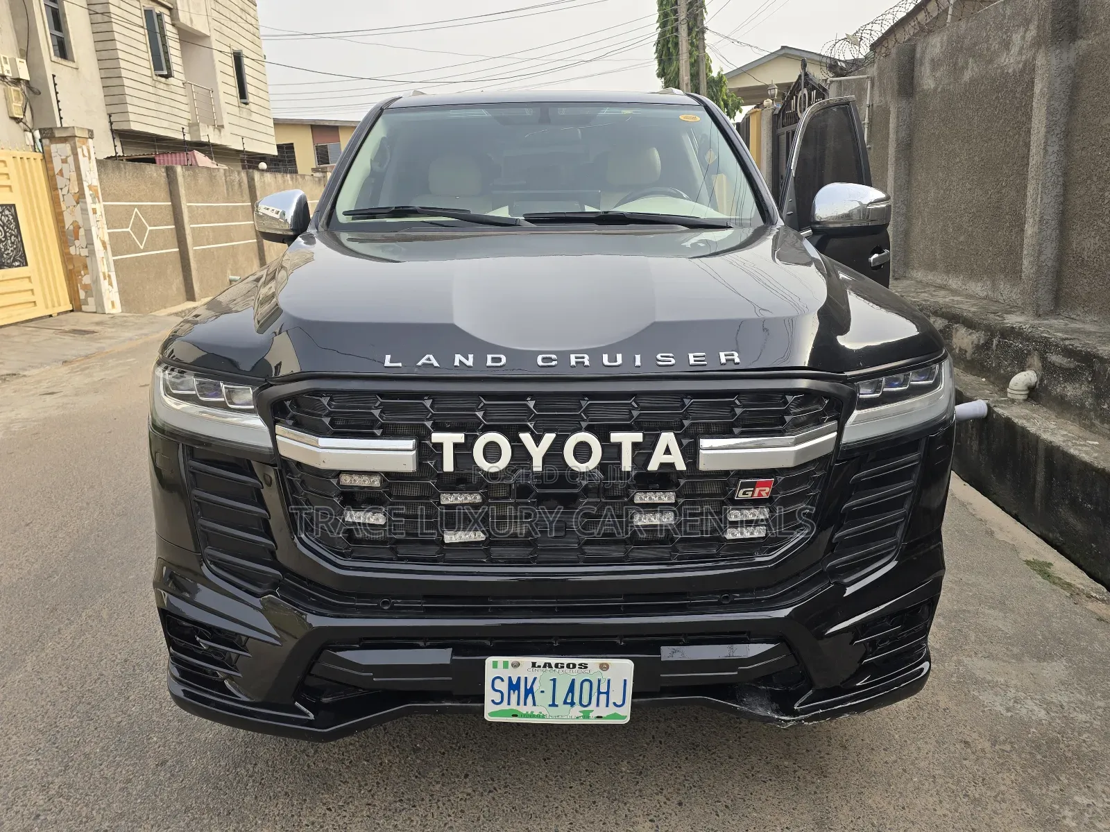 Suv for Rent Landcruiser