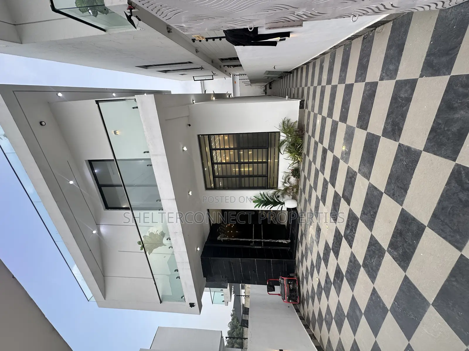 4bdrm Duplex in Lekki for sale