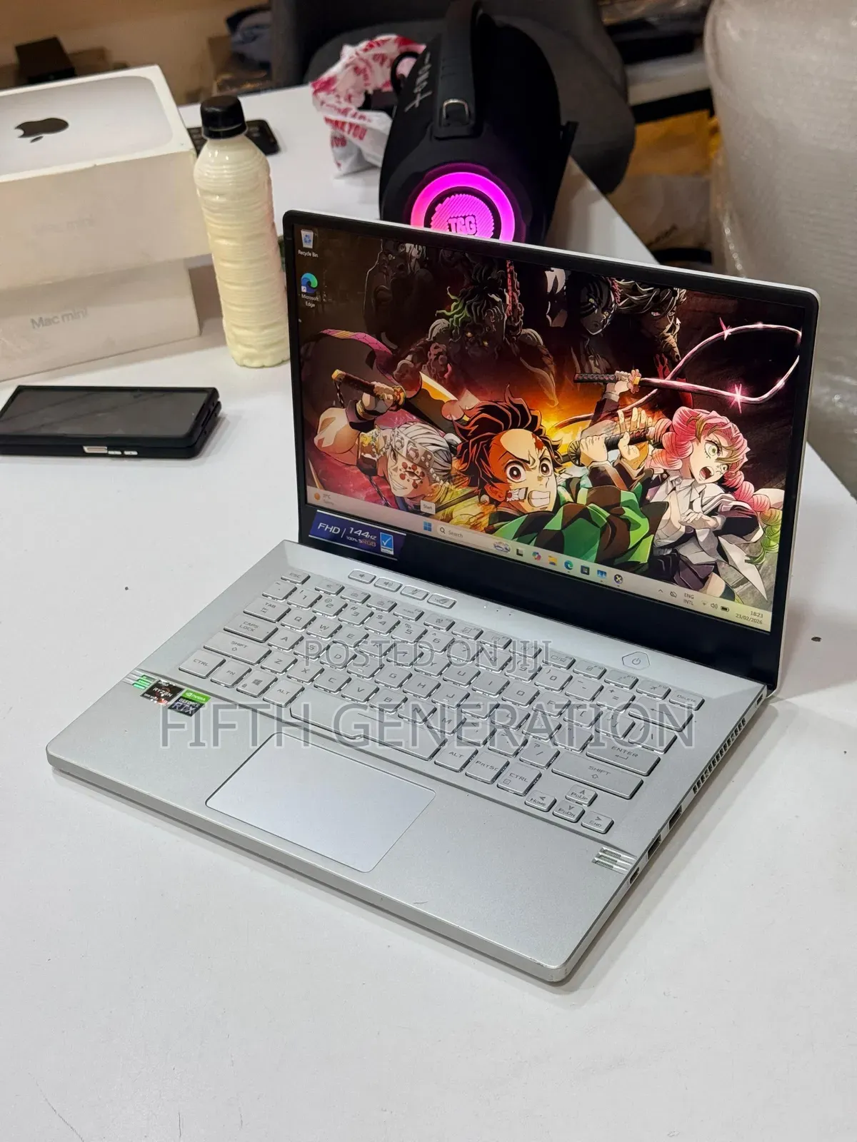 Laptop Asus ROG Zephyrus G14 16GB AMD Ryzen 9 SSD 1T