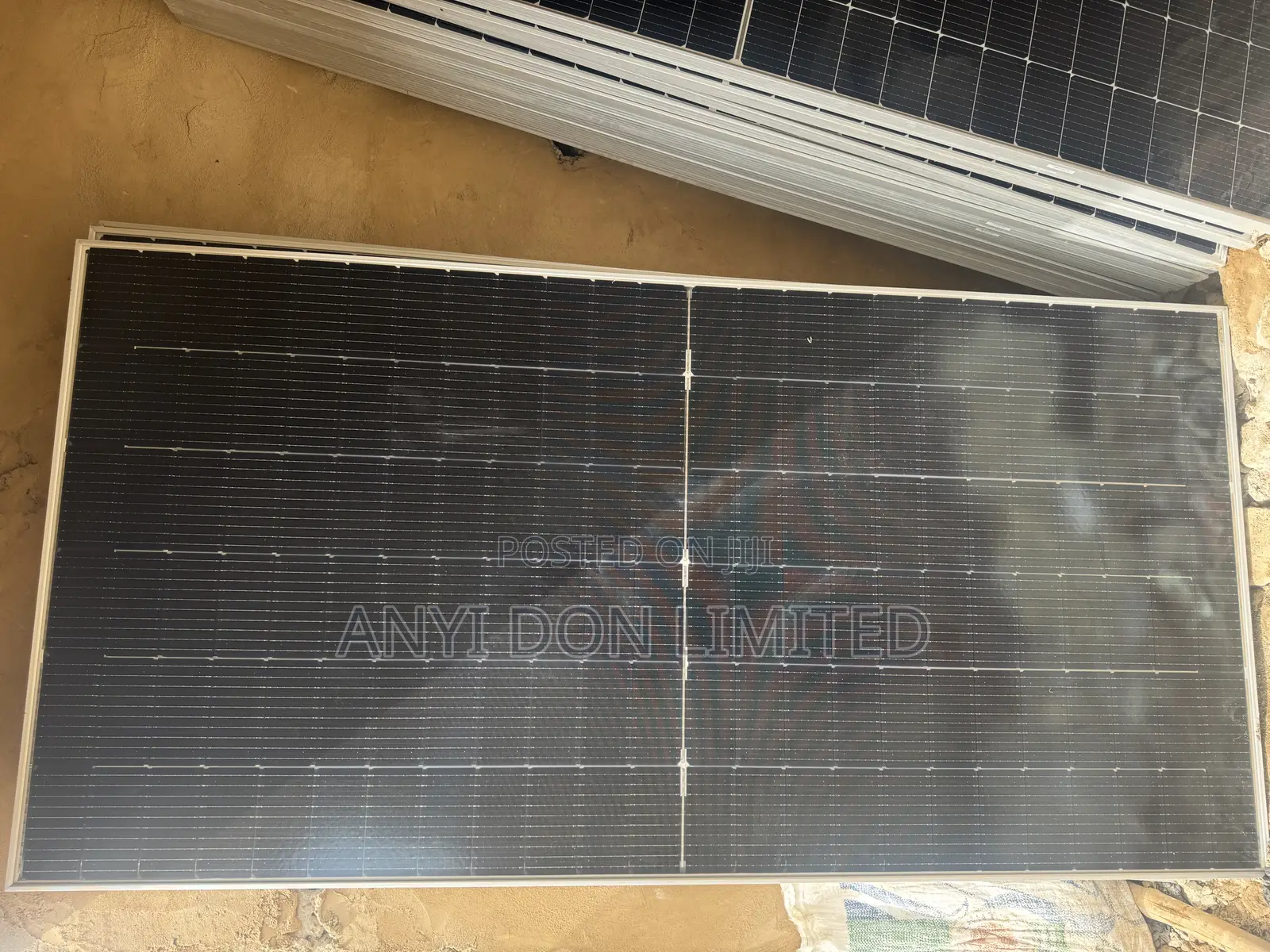 650w Jinko Mono Solar Panel