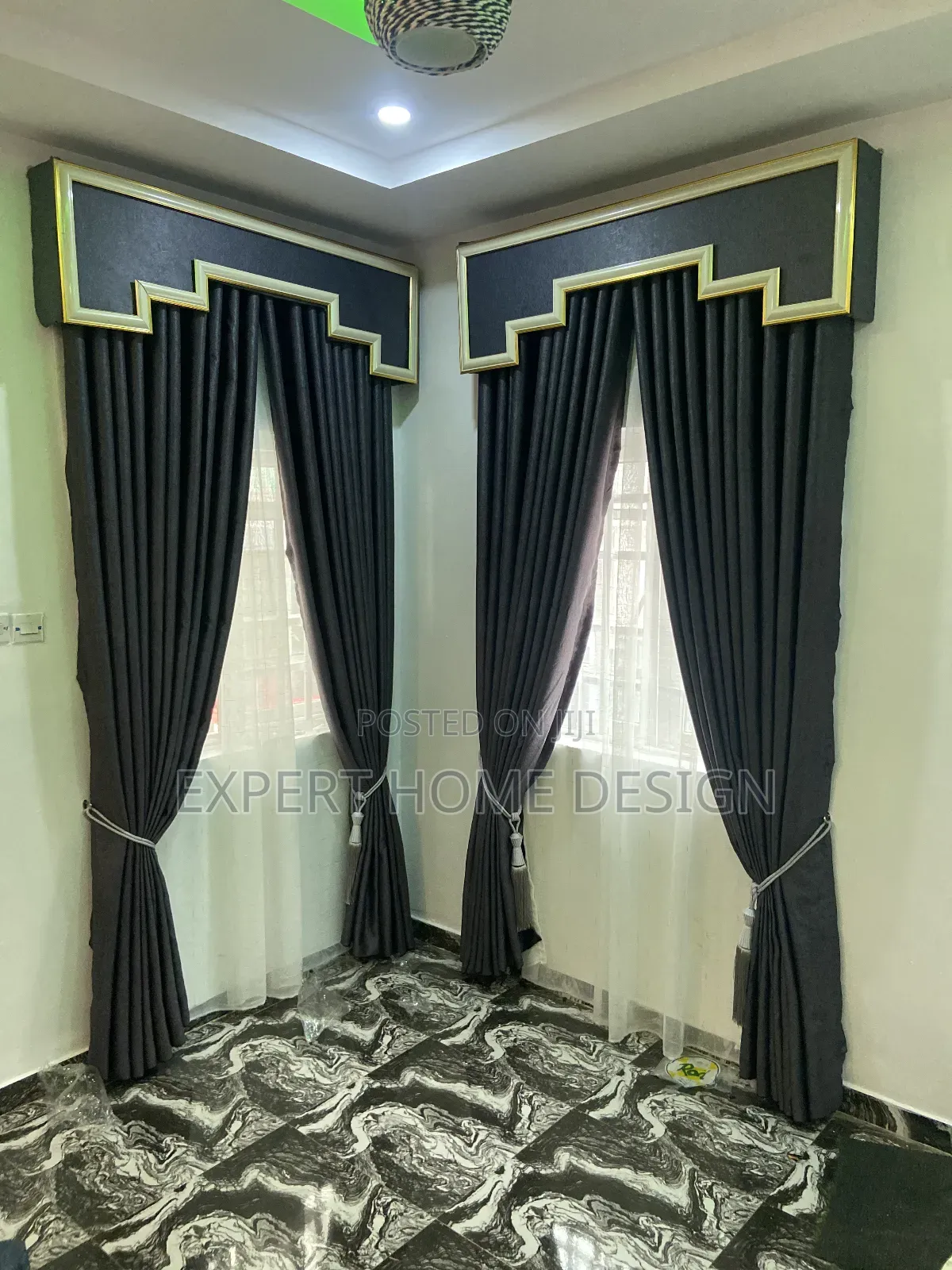 Quality Grey Curtain With Accessories and Casement