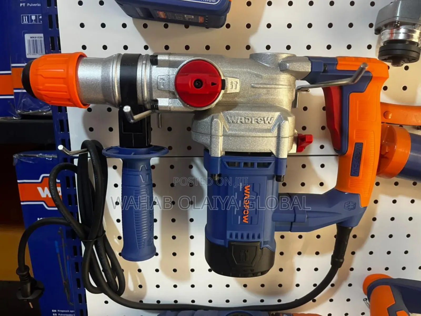 Wadfow 1050w Rotary Hammer 26mm SDS Plus