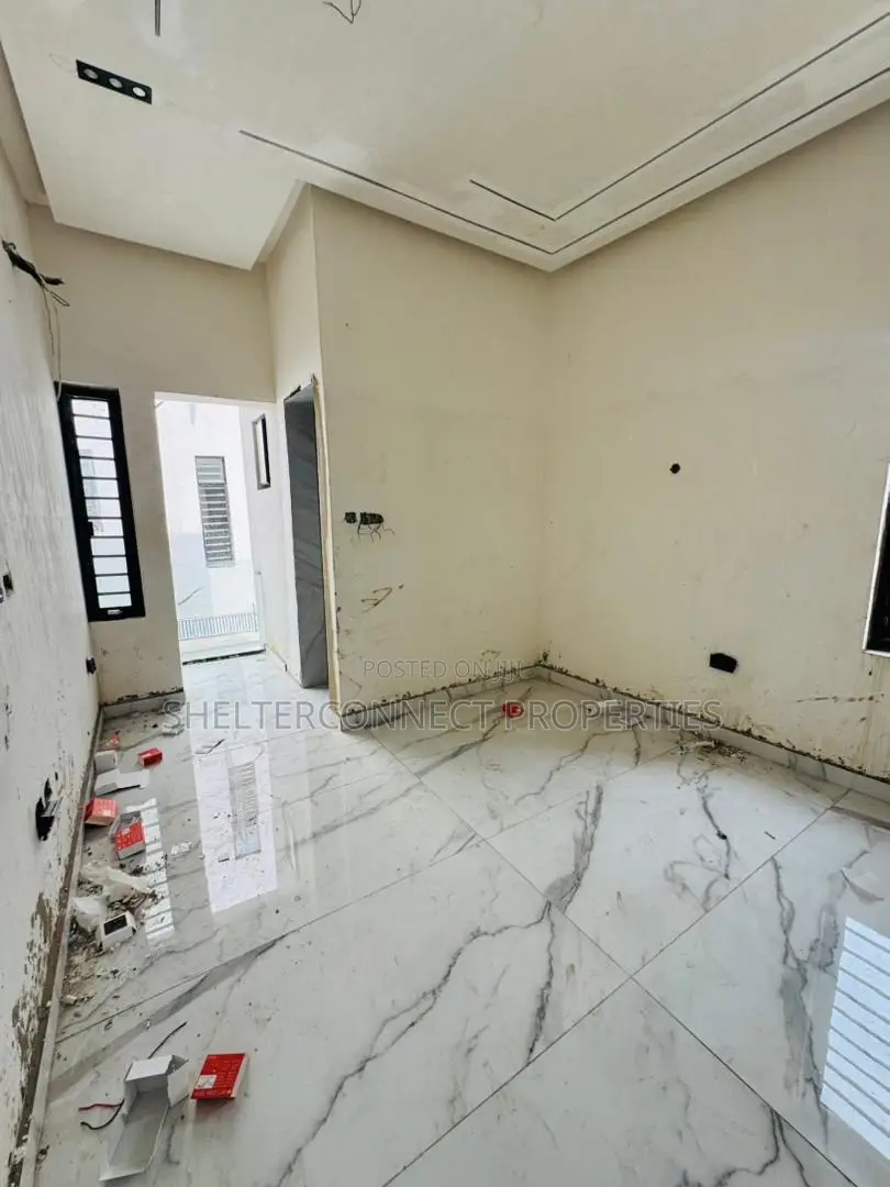 4bdrm Duplex in Opebi for sale