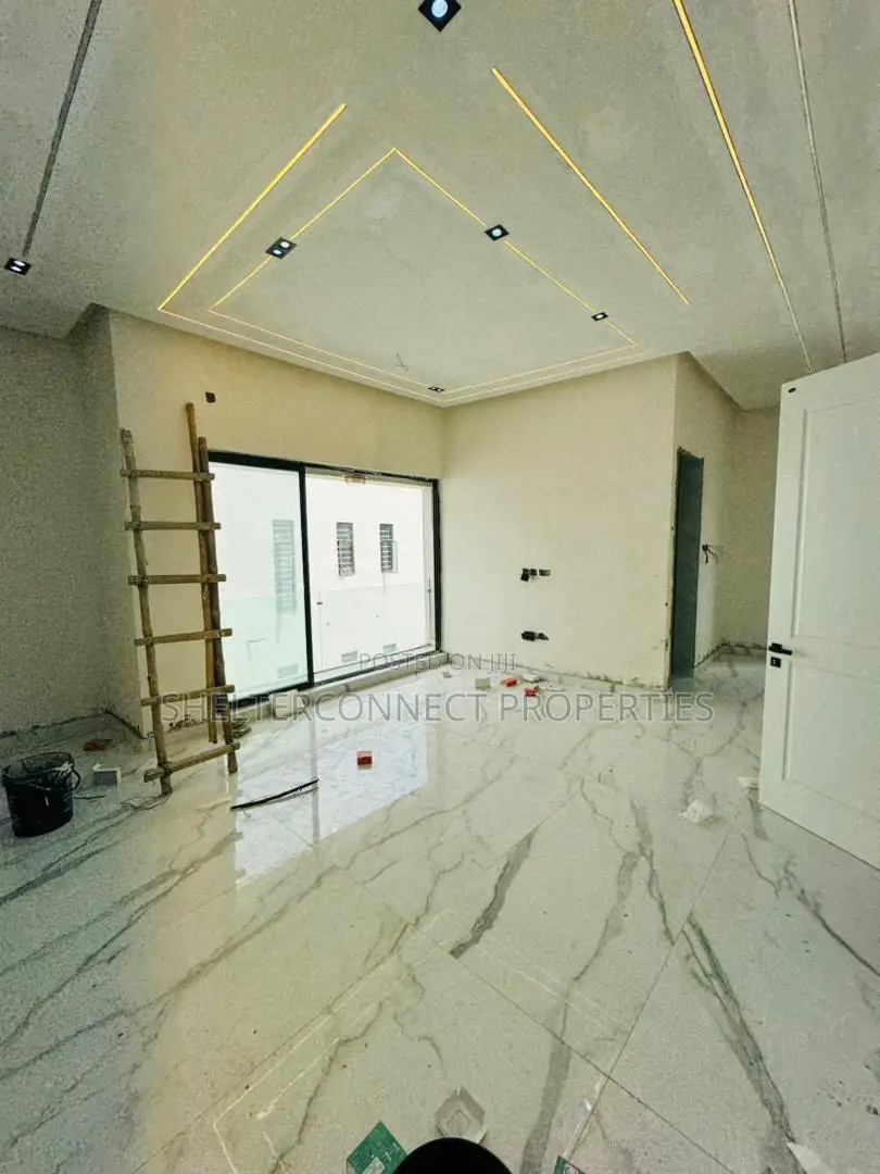 4bdrm Duplex in Opebi for sale