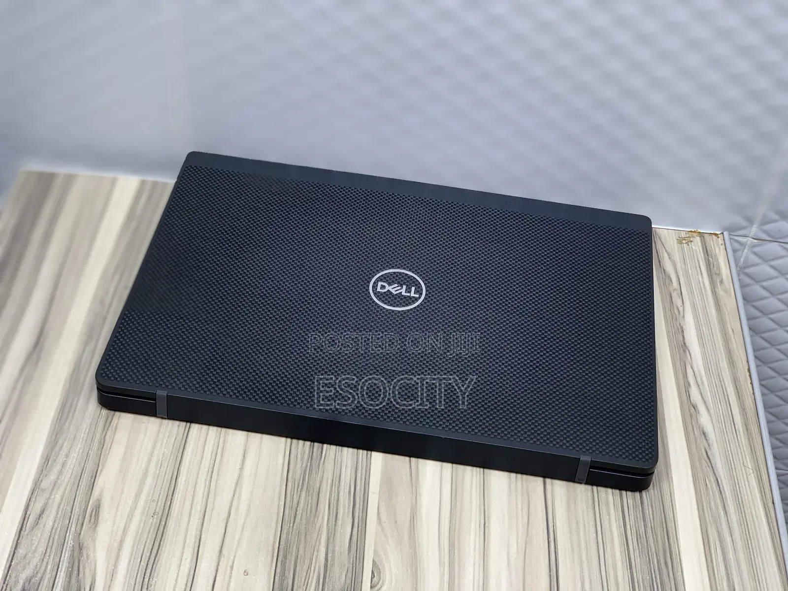 Laptop Dell Latitude 7400 8GB Intel Core i5 SSD 256GB