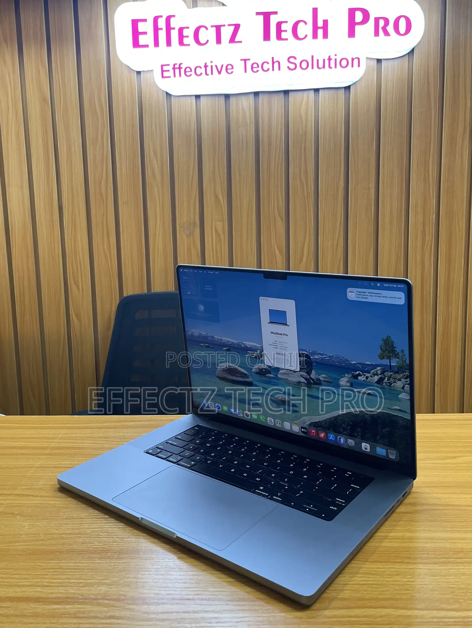Laptop Apple MacBook Pro 2021 M1 32GB Apple M1 Pro SSD 1T