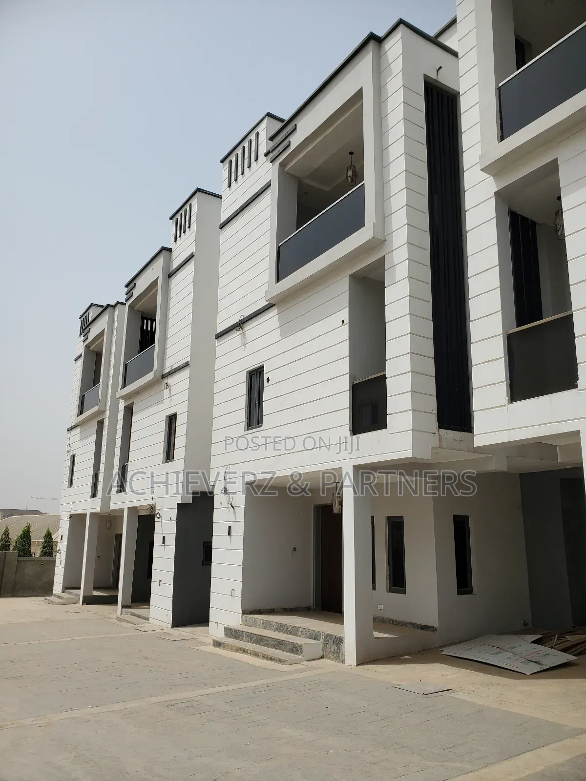 5bdrm Duplex in Wuye for sale