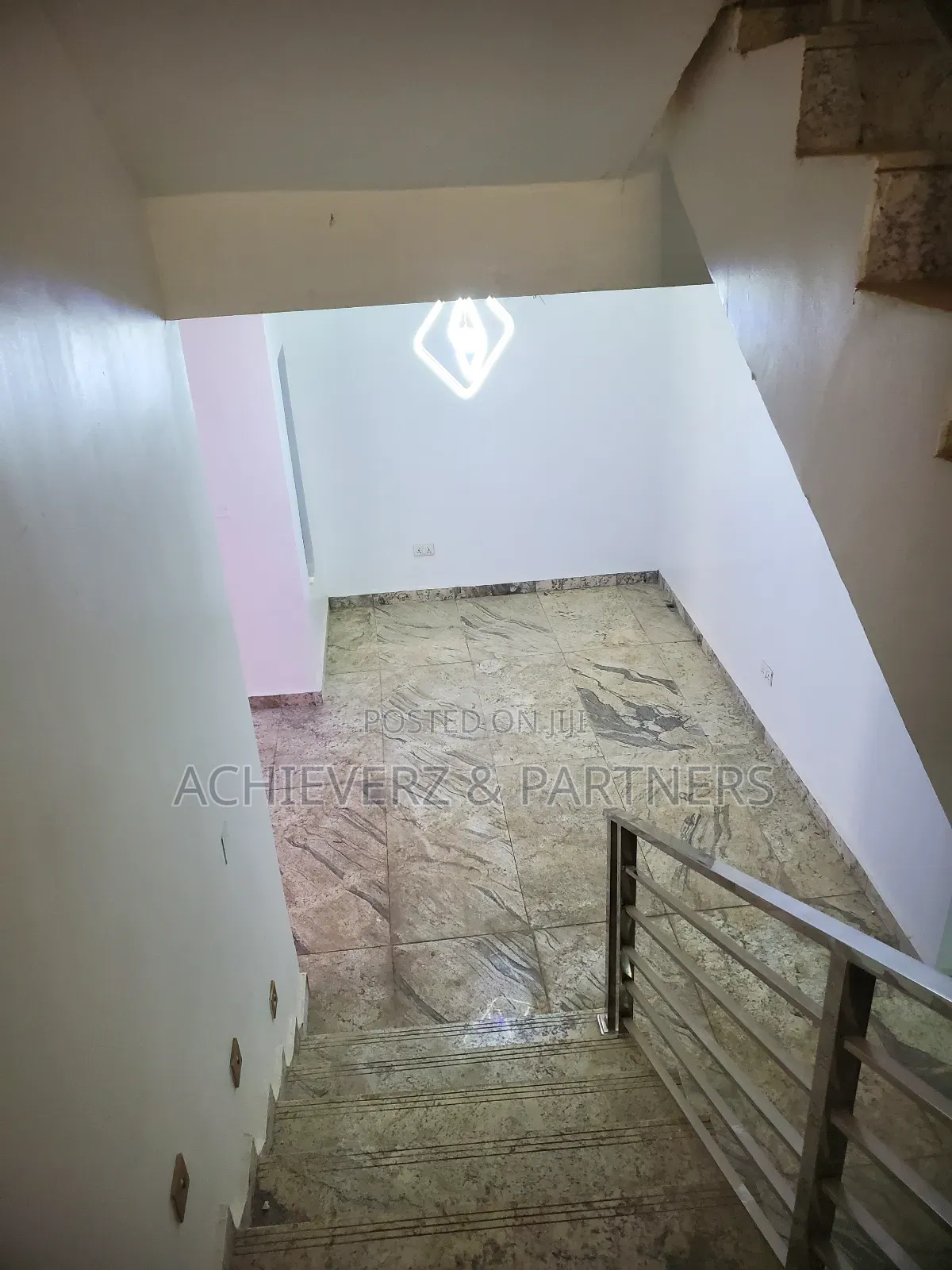5bdrm Duplex in Wuye for sale