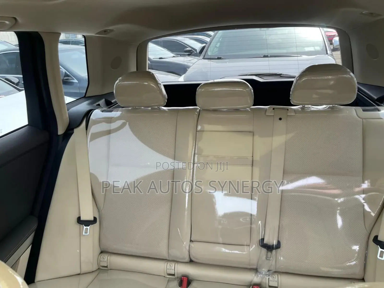 Mercedes-Benz GLK-Class Base GLK 350 4dr AWD 4MATIC (3.5L 6cyl 7A) 2015