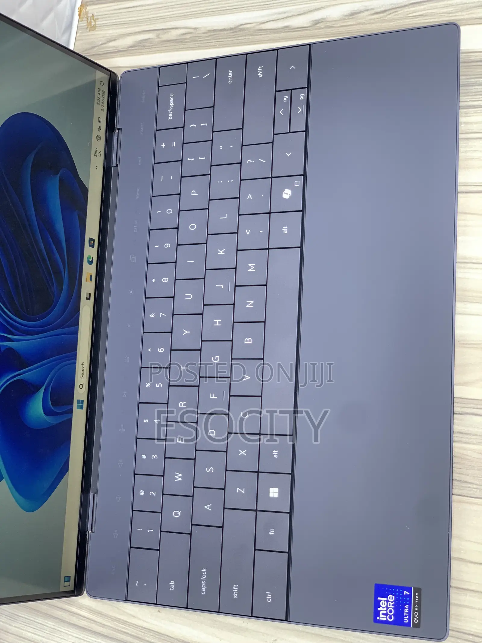 Laptop Dell XPS 13 (9350) 16GB Intel Core Ultra 7 SSD 512GB