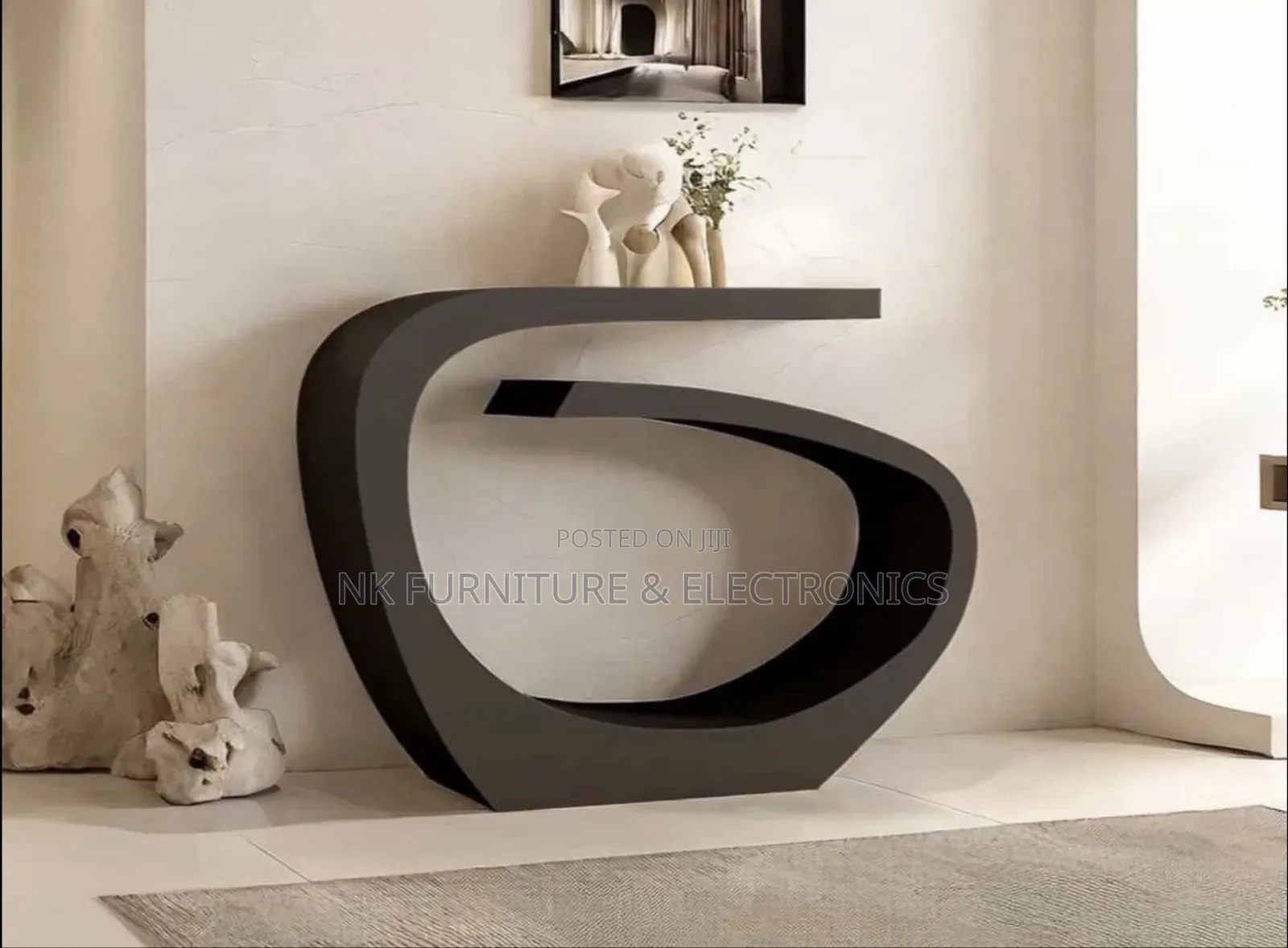 Beautiful Designs of Console Tables