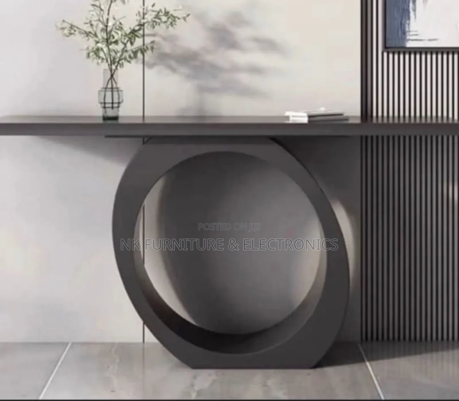 Beautiful Designs of Console Tables
