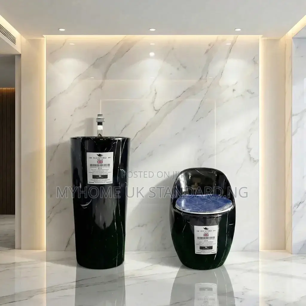 England Smart Black Water Closet Set With Standing Basin