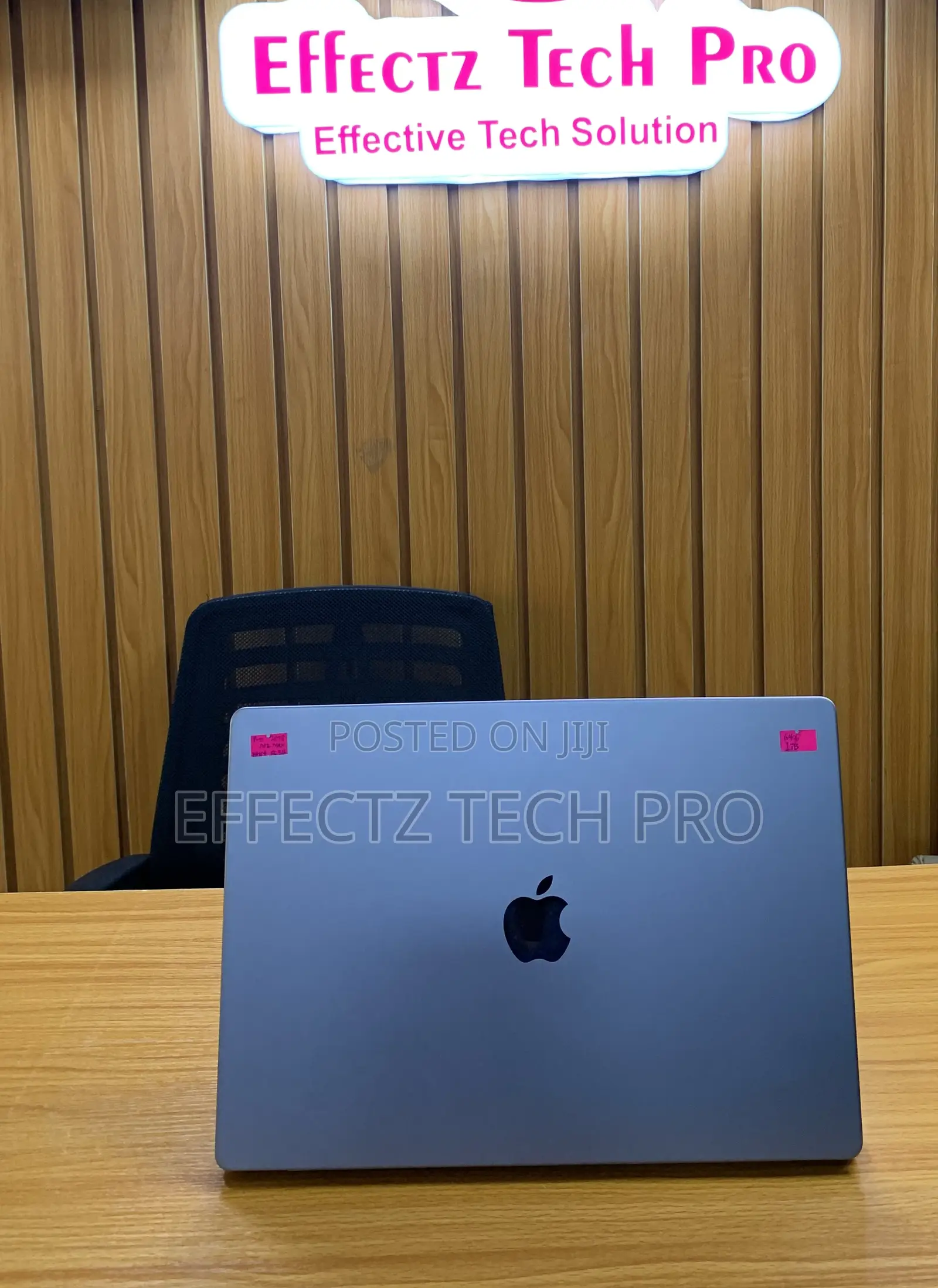 Laptop Apple MacBook Pro 2023 M2 Max 16-inch 64GB Apple M2 SSD 1T
