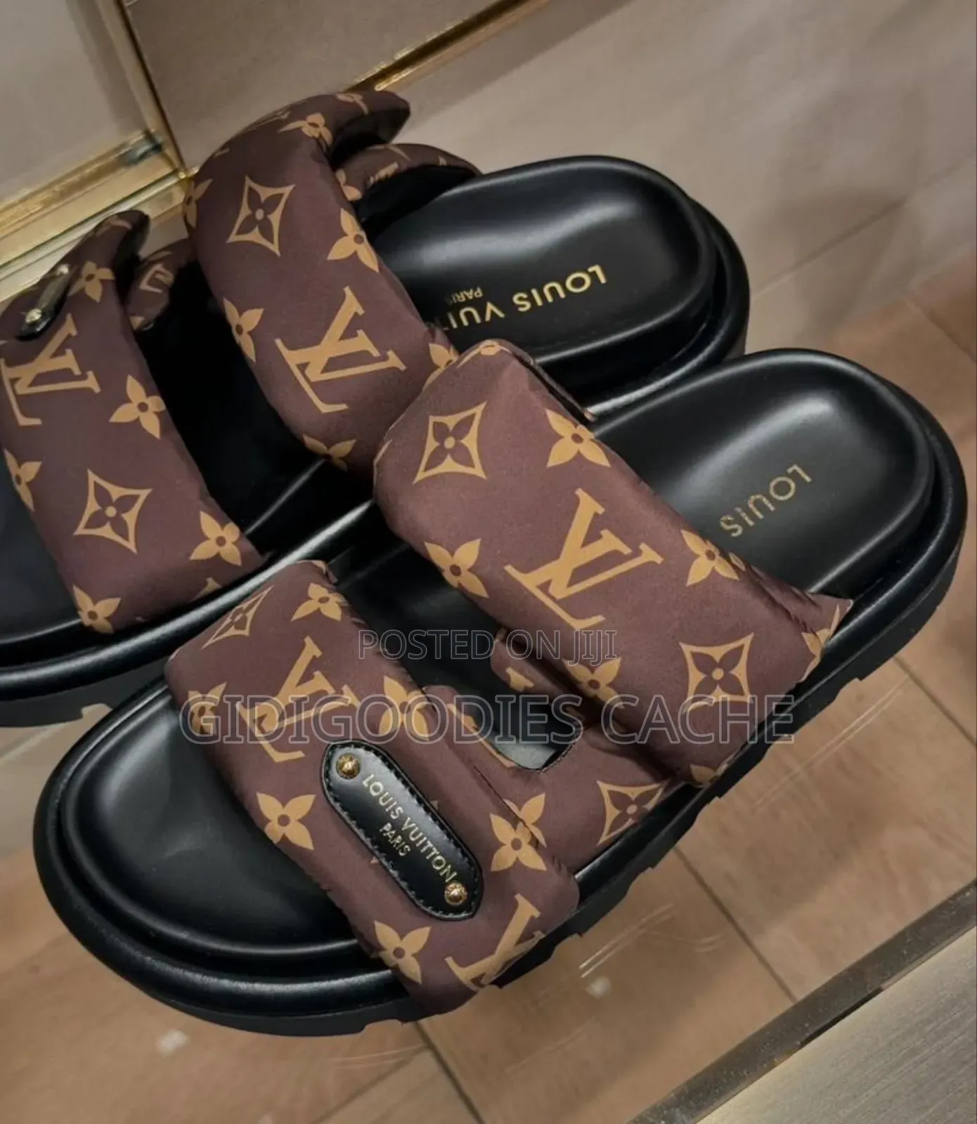 Women's Lv Takashi Slippers Size 37-42