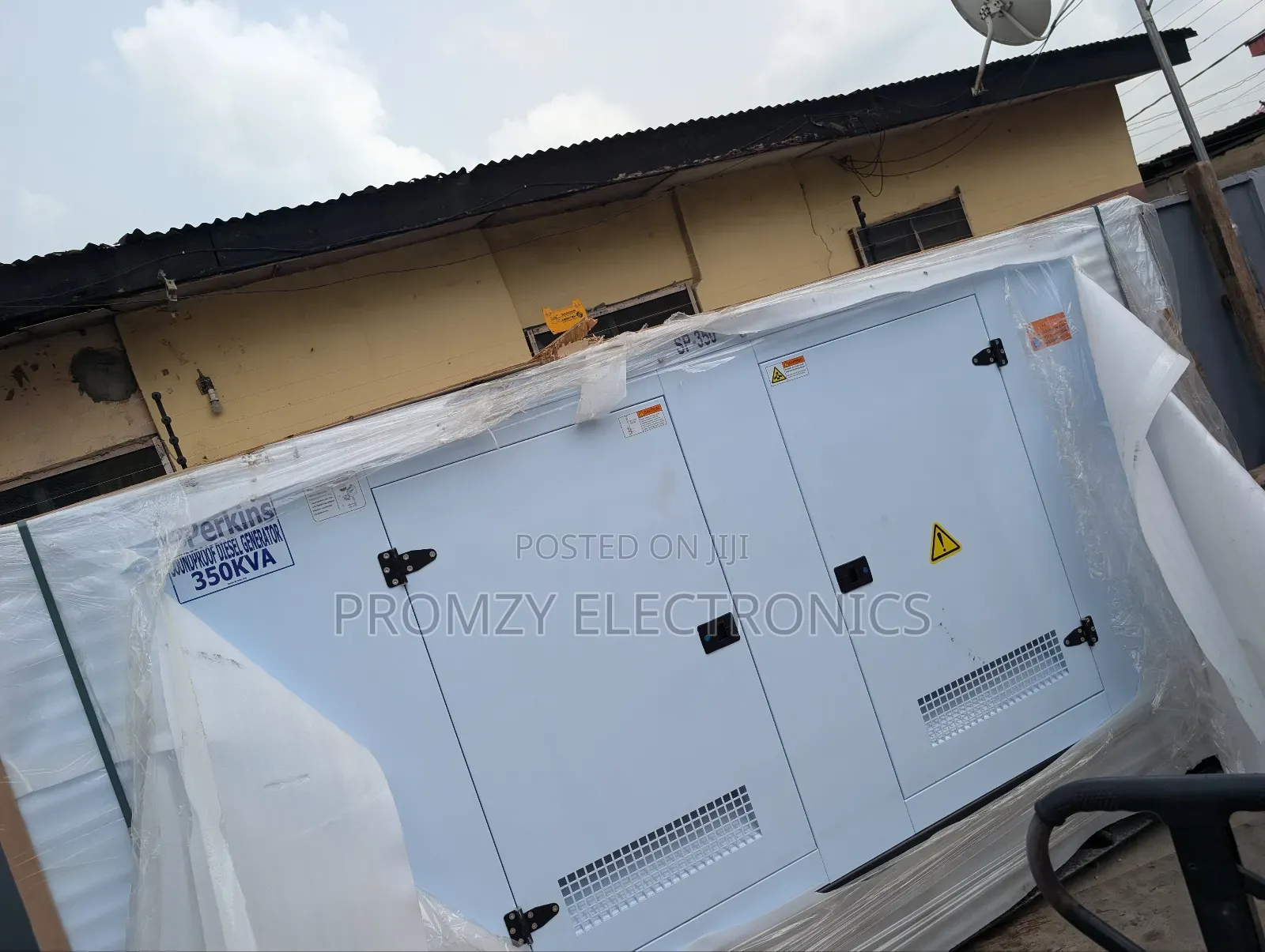 Sp350kva Perkins Diesel Soundproof Generator 2years Wty