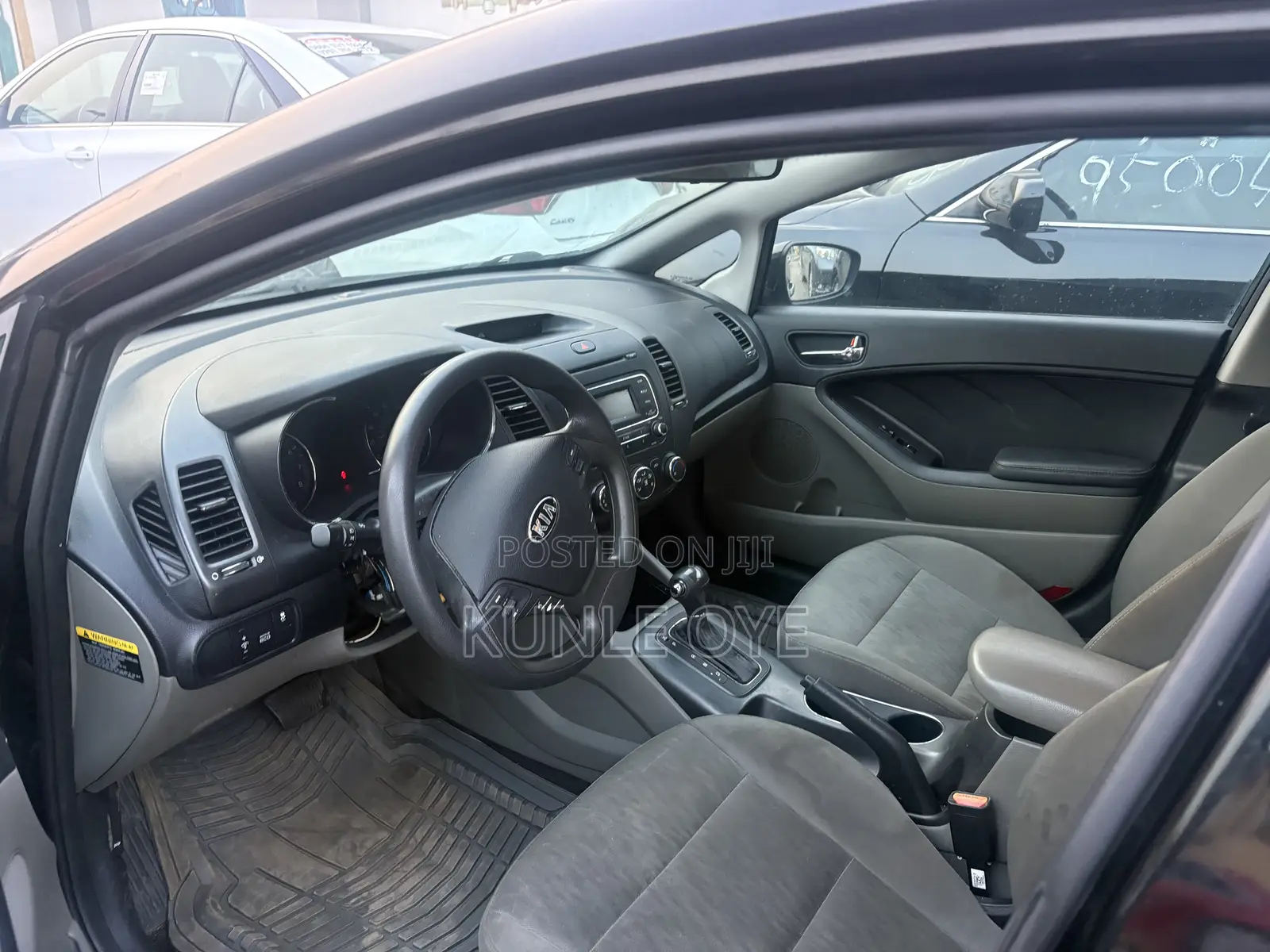 Kia Cerato 2015 Black