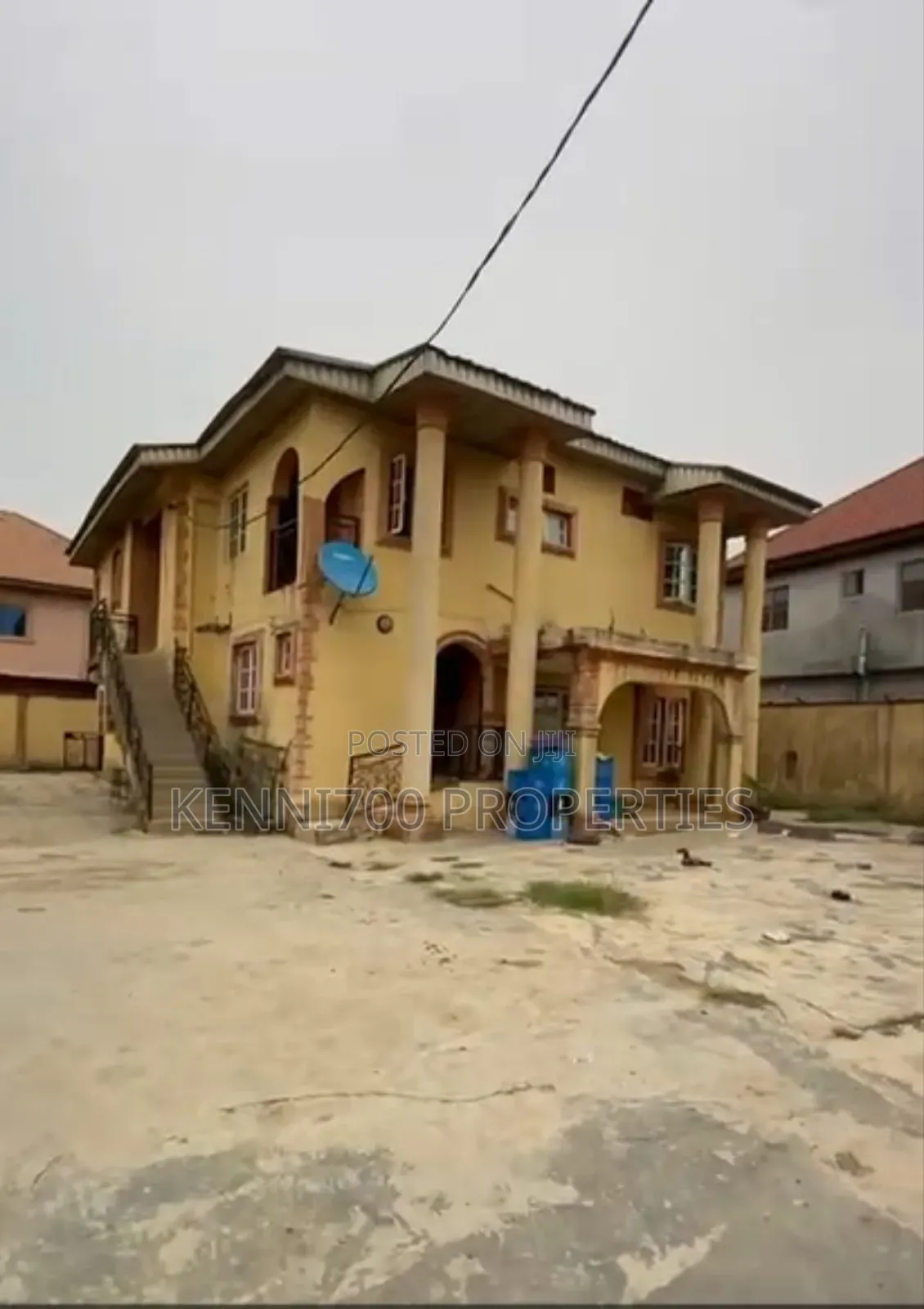 4bdrm Block of Flats in Alagbado for sale