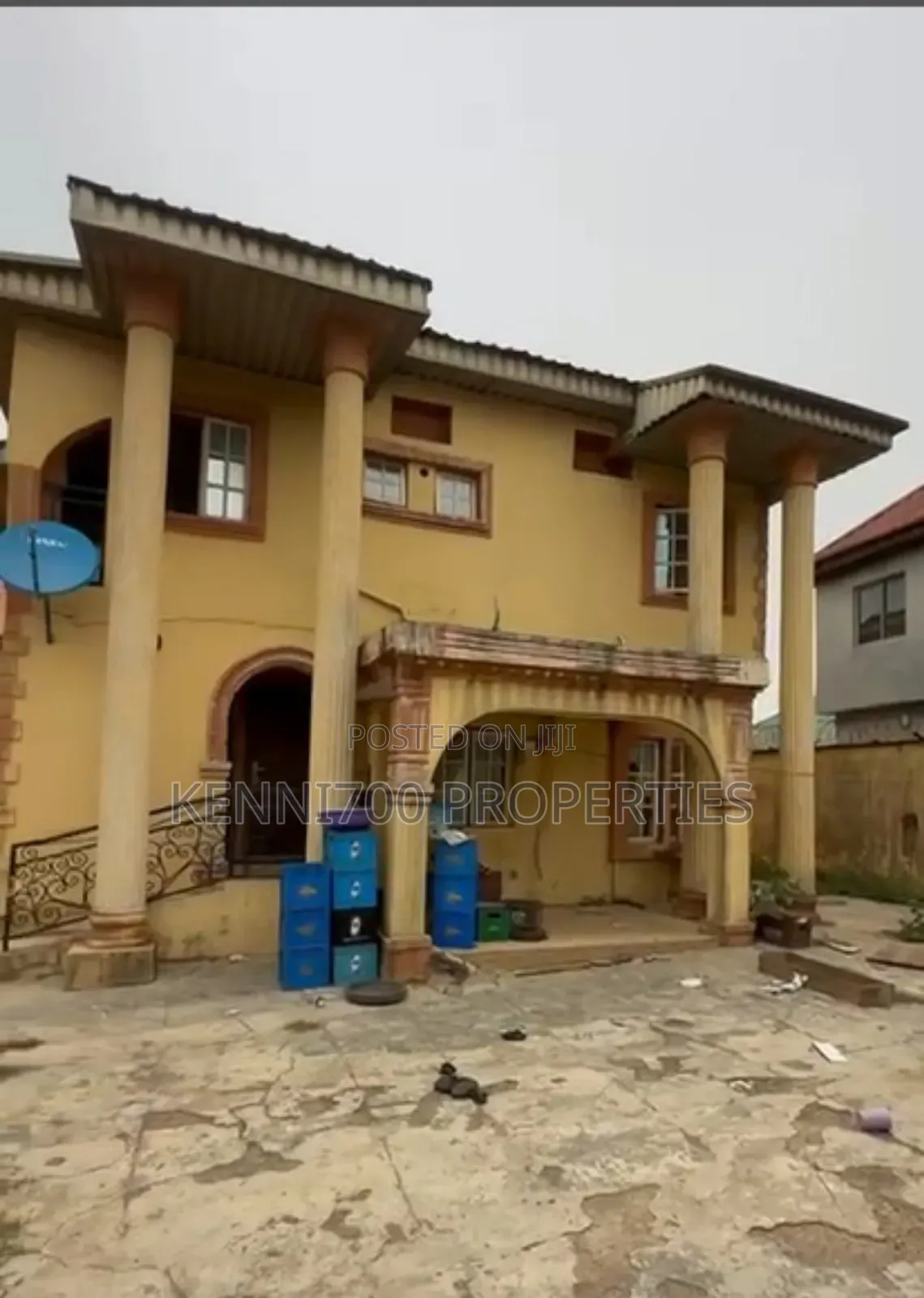 4bdrm Block of Flats in Alagbado for sale