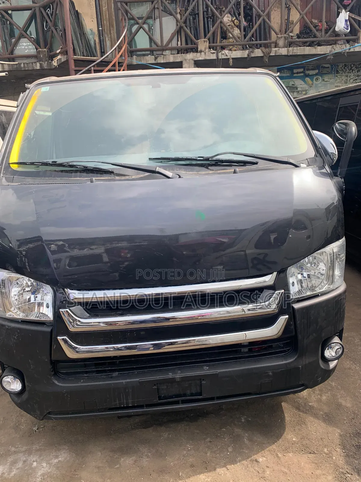 Toyota HiAce 2012 Black