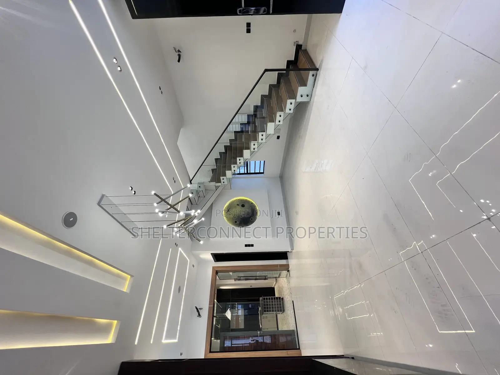 4bdrm Duplex in Lekki for sale