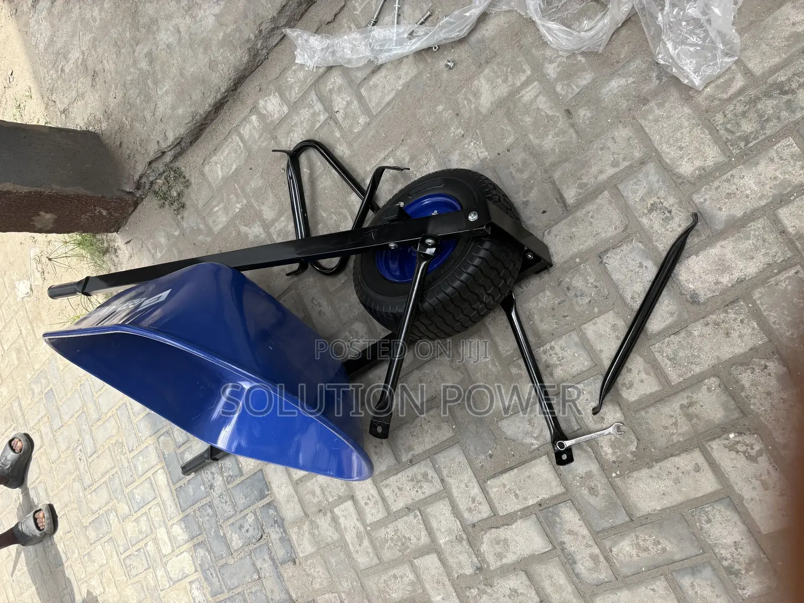 Big Litter Wheel Barrow