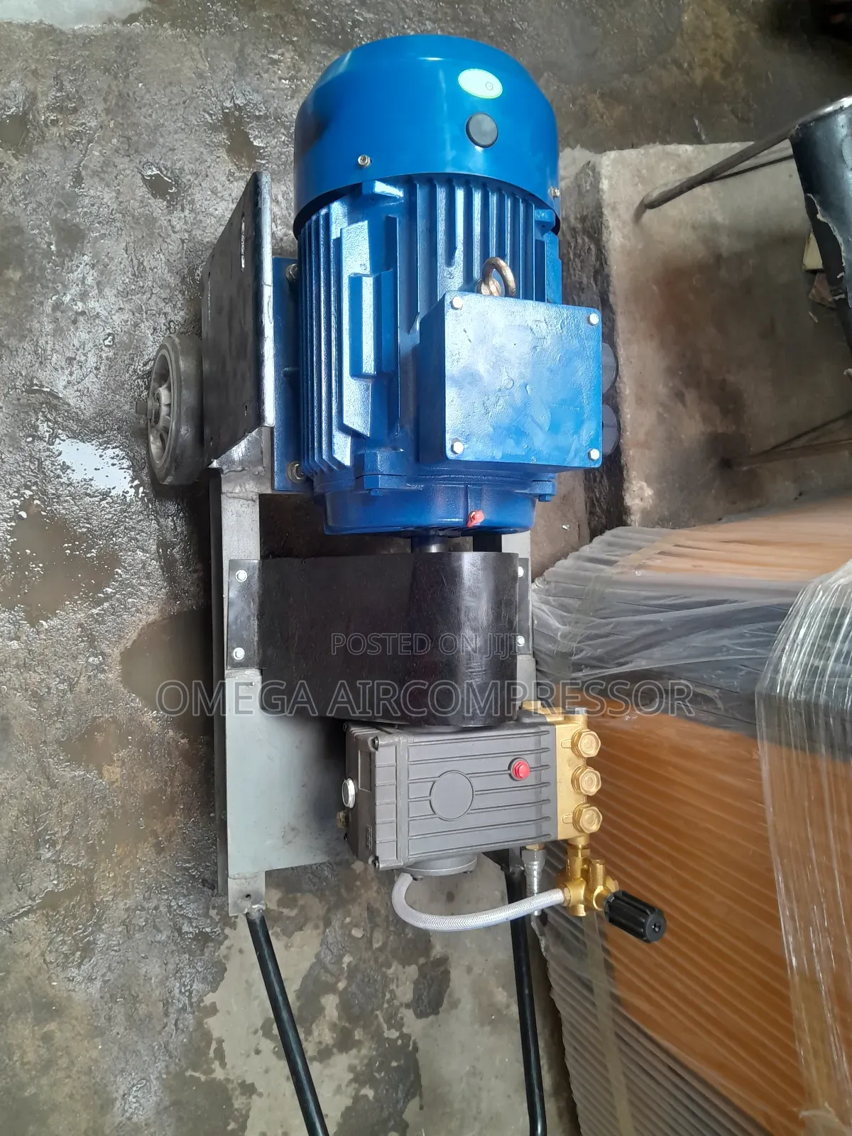 High-Pressure Car Wash