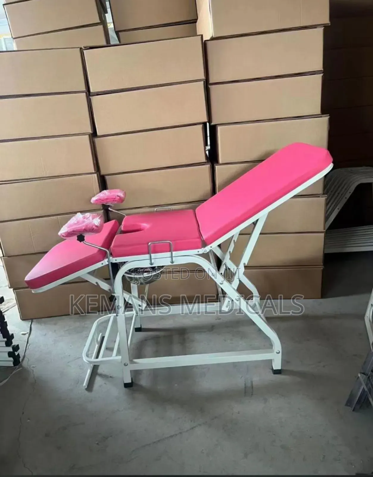 Painted Delivery Bed