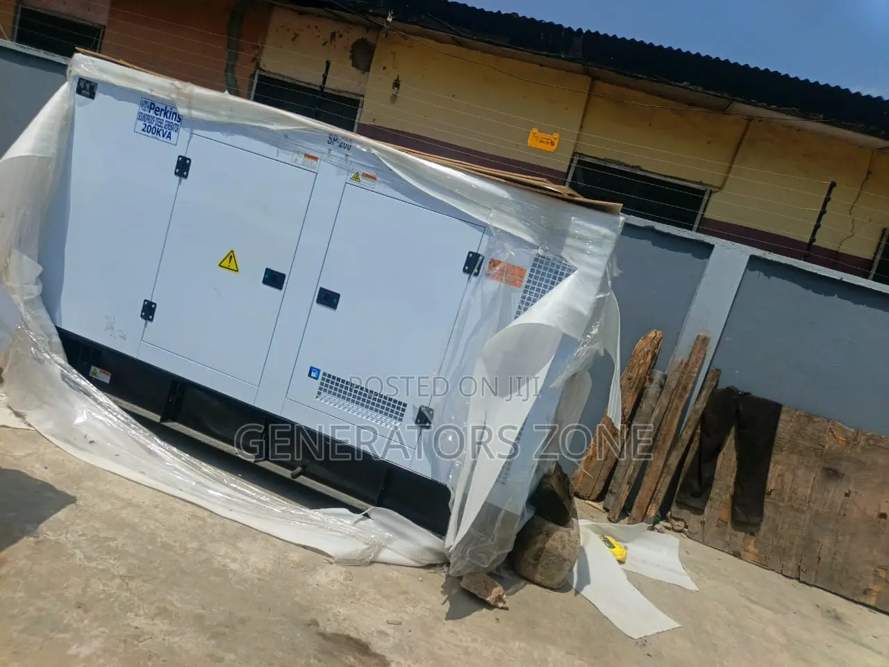 200kva Acoustic Diesel Power Unit Perkins