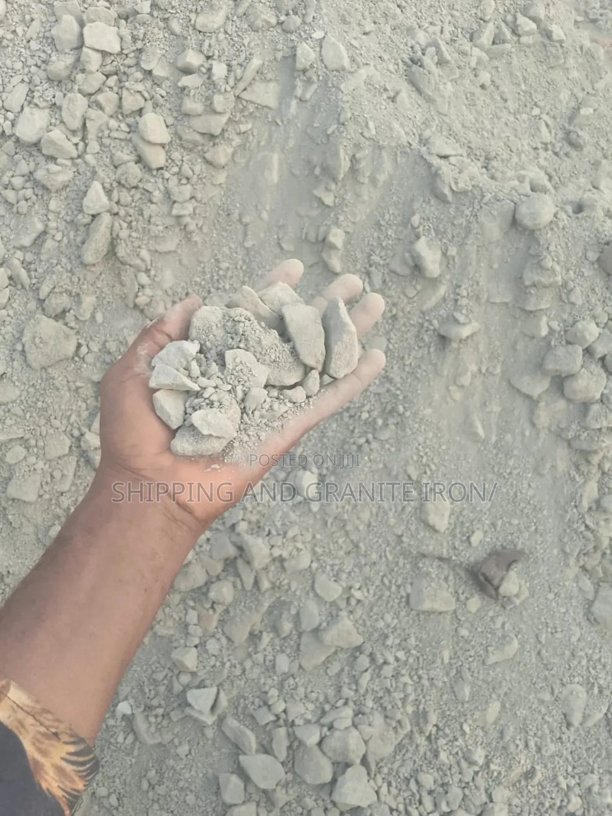 All Size of Material Are Available for Granite and Chipping