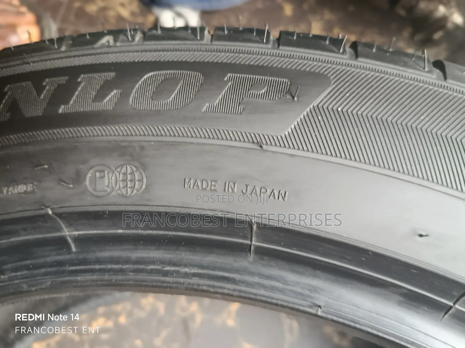 255/50r20 Dunlop Grandtrek Tire