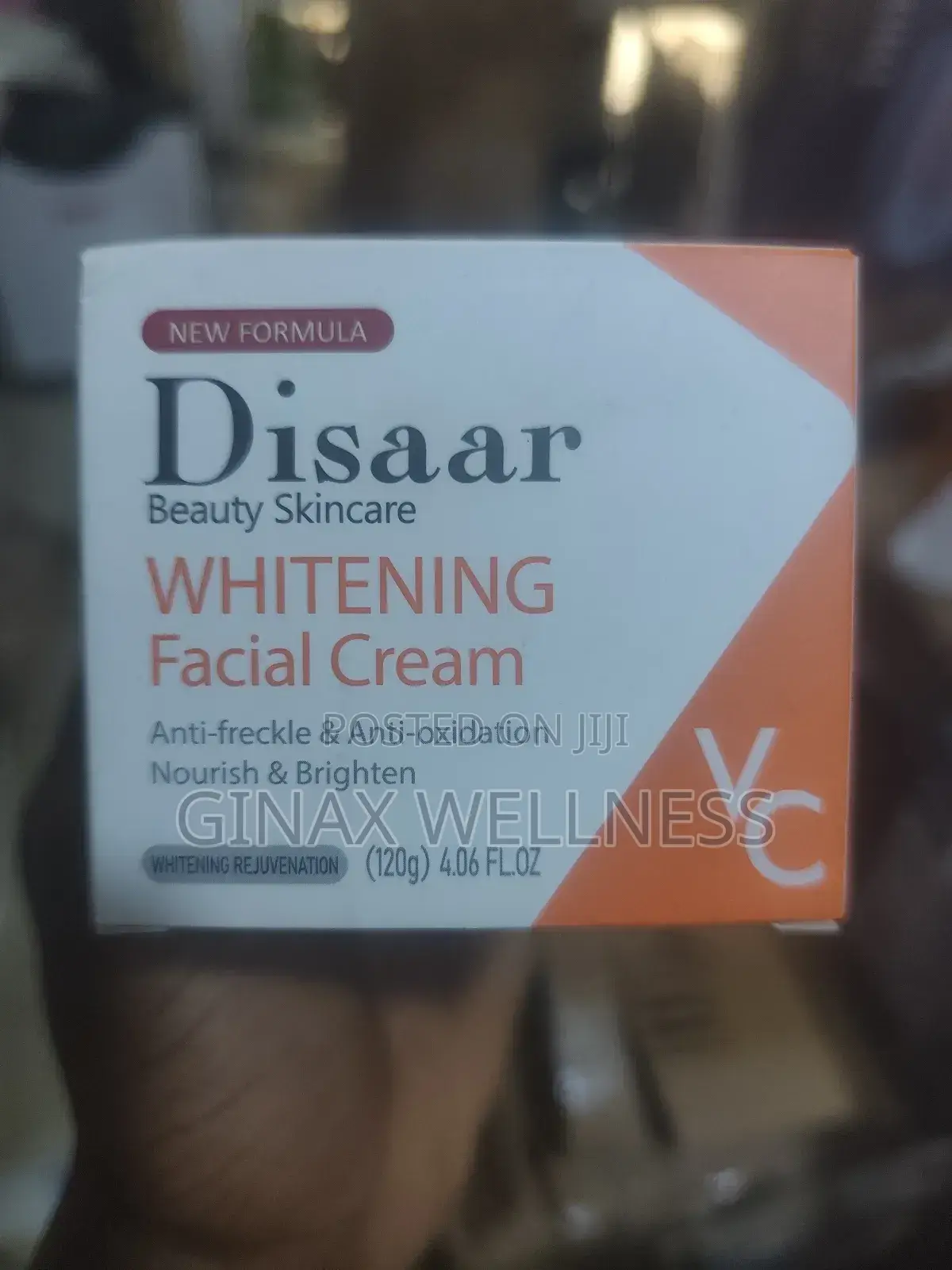Disaar Whitening Facial Cream With Vitamin C (120g)