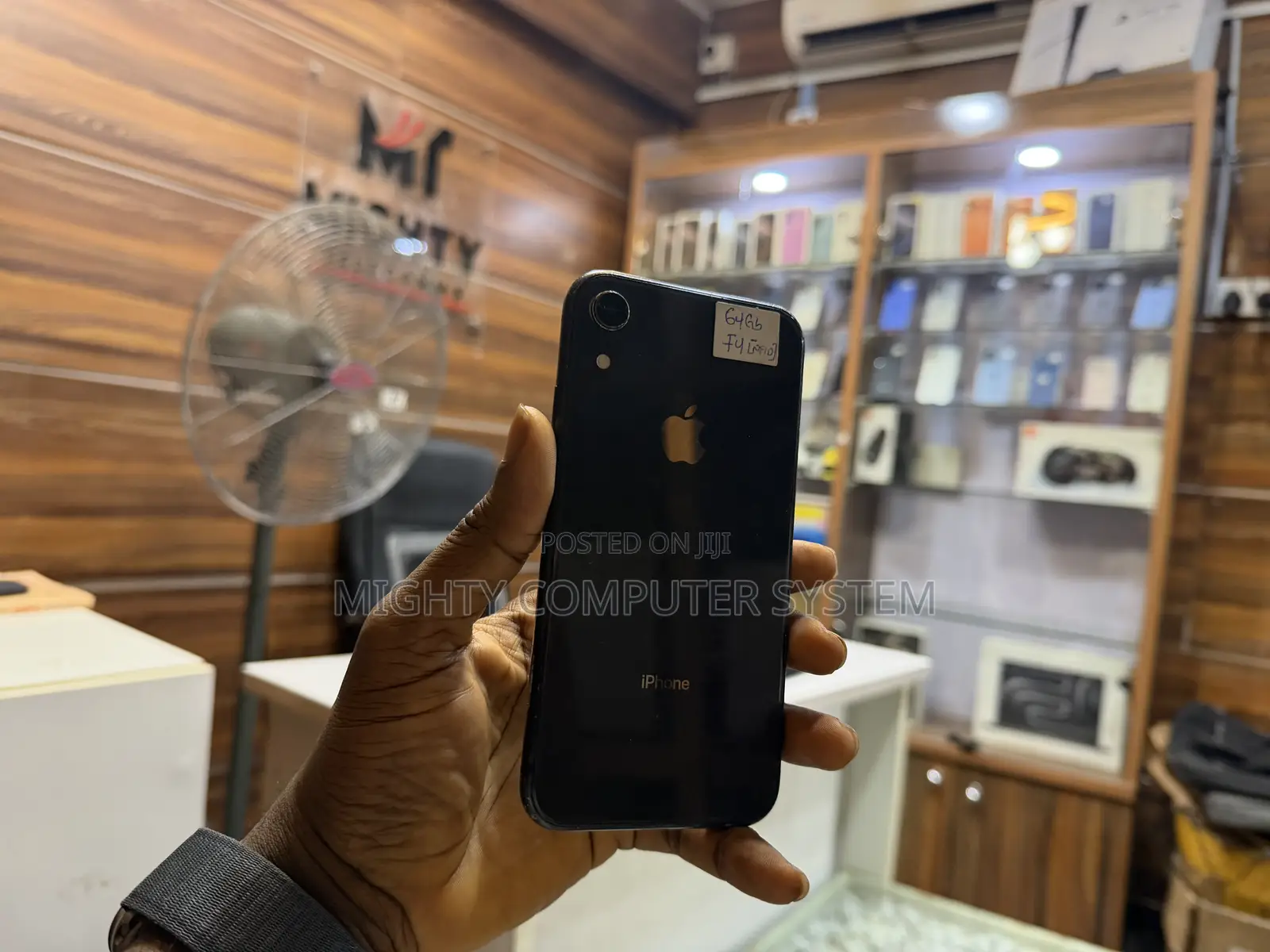 Apple iPhone XR 64 GB Black
