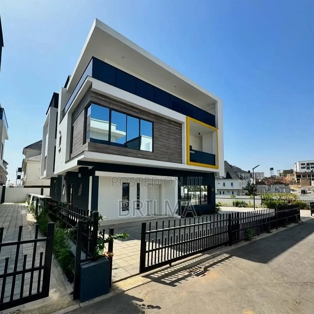 6bdrm Duplex in Guzape District for sale