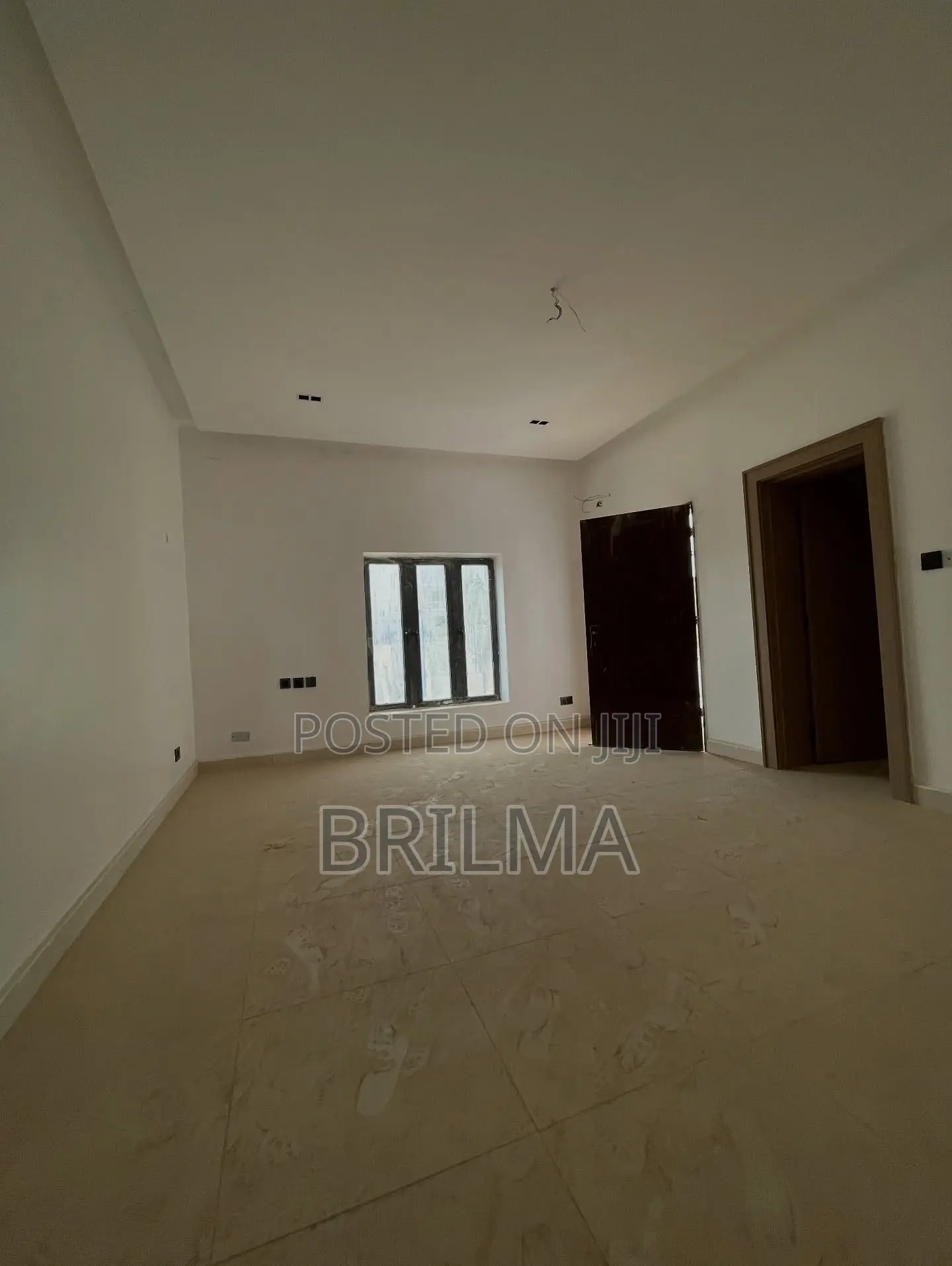 4bdrm Duplex in Jahi for sale
