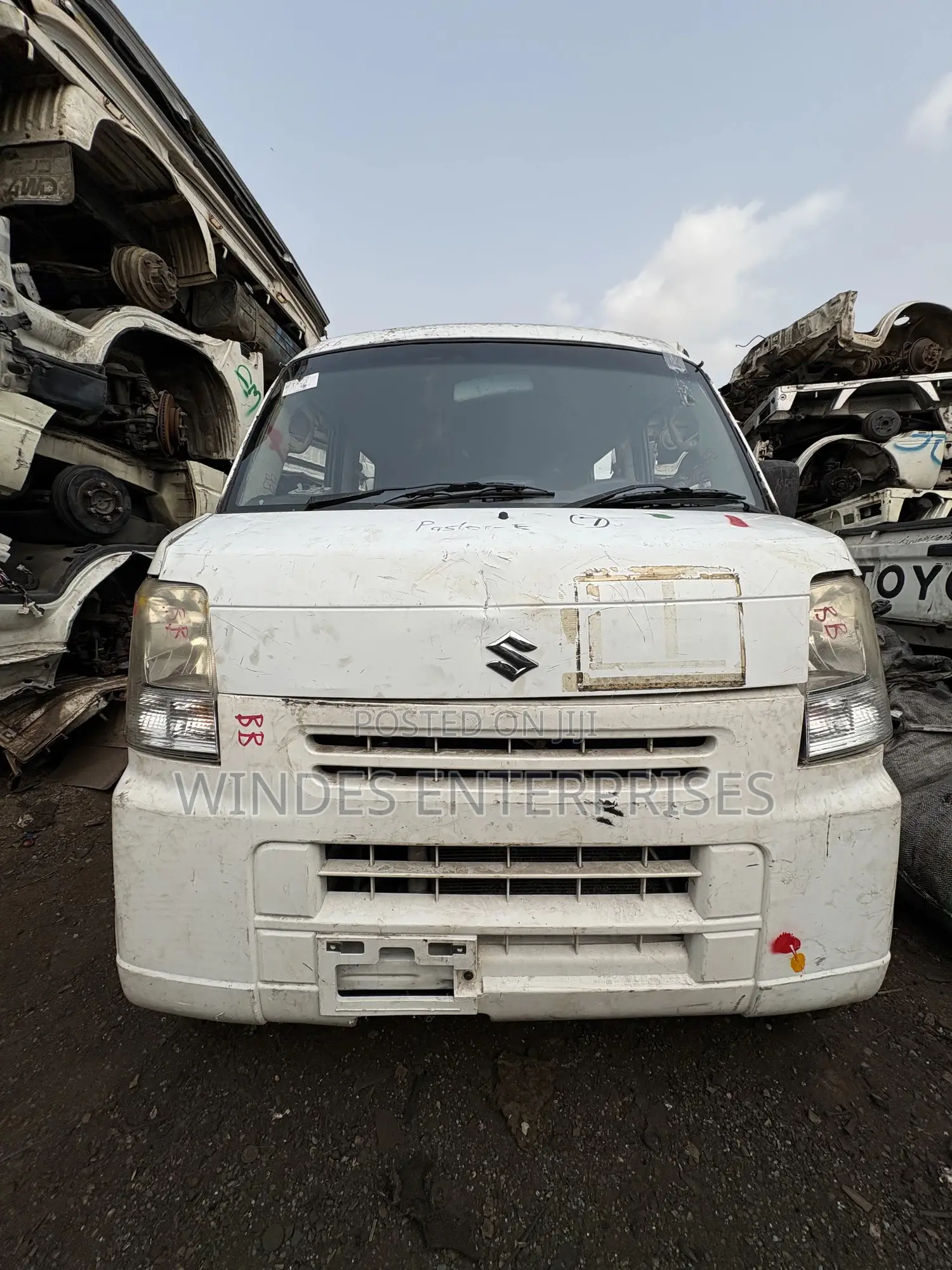 Suzuki Every 2012 White