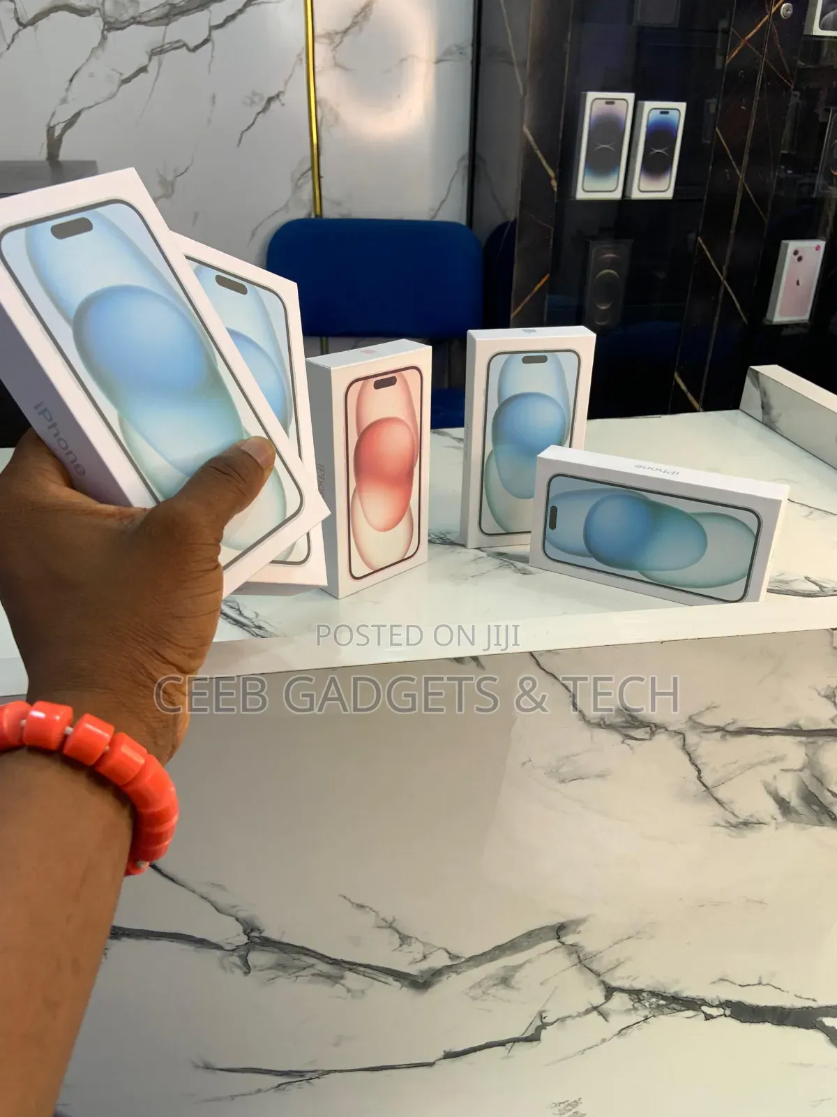 New Apple iPhone 15 128 GB Blue