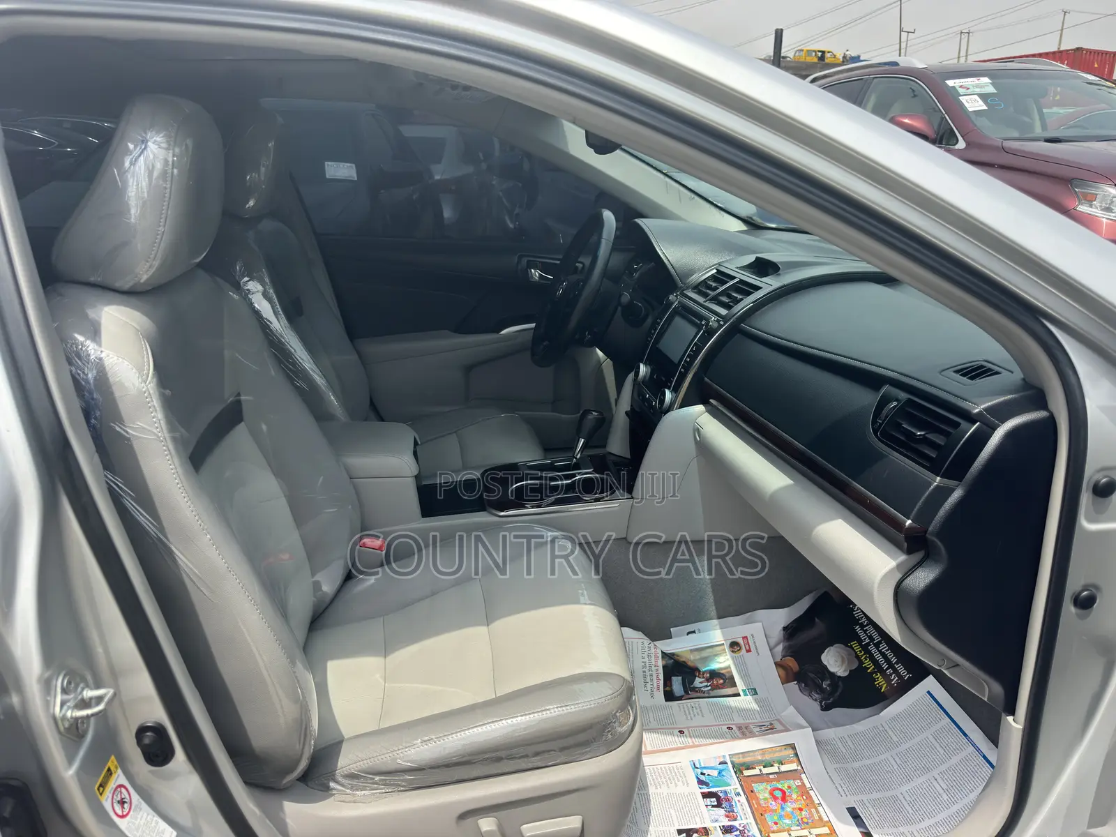 Toyota Camry XLE 4dr Sedan (2.5L 4cyl 6A) 2014 Silver