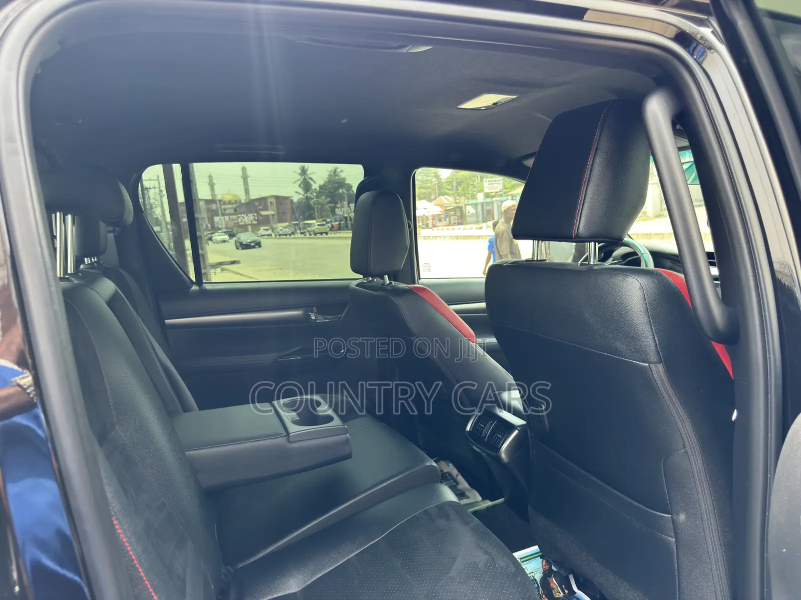 Toyota Hilux 2023 Black
