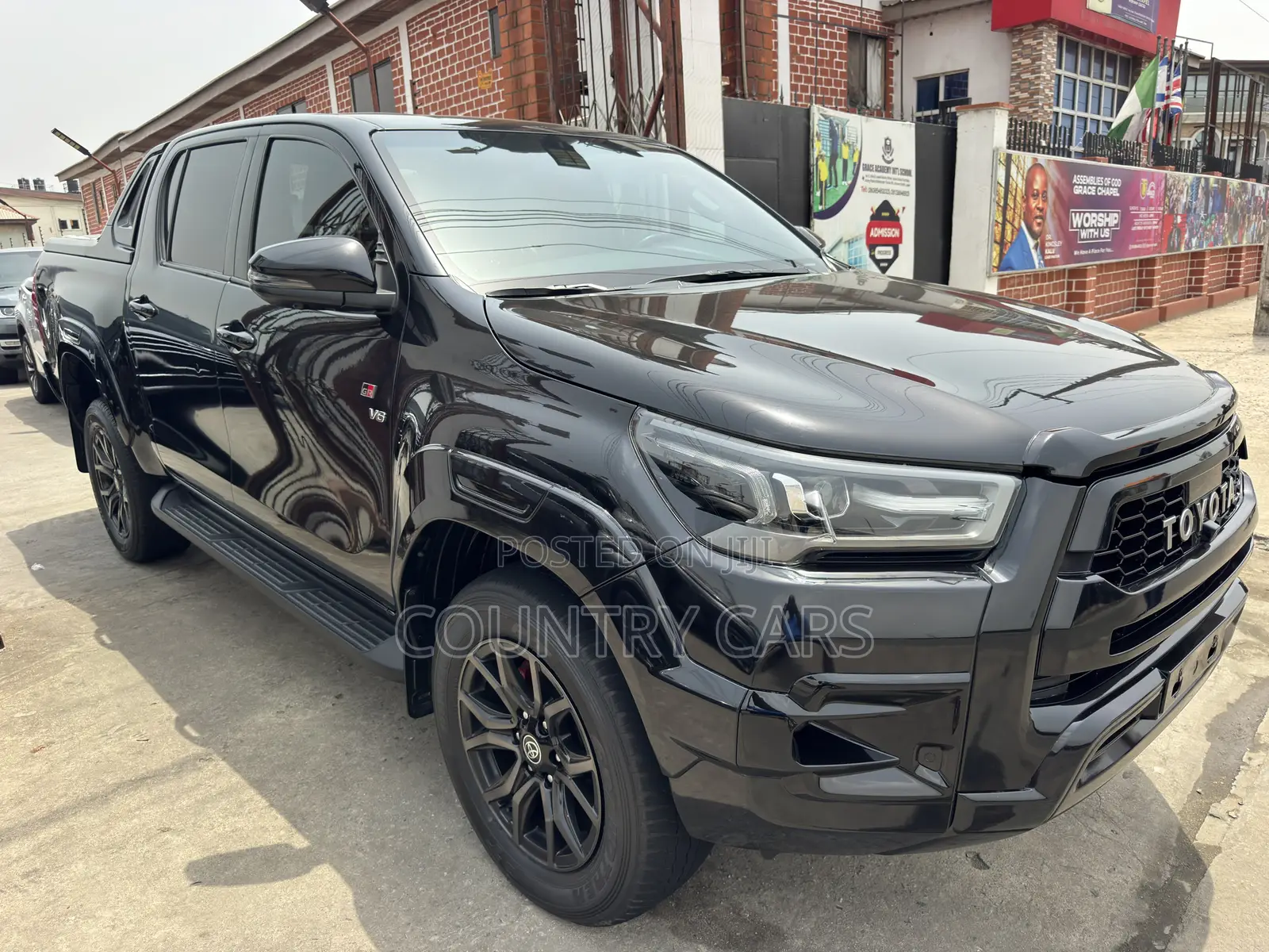 Toyota Hilux 2023 Black