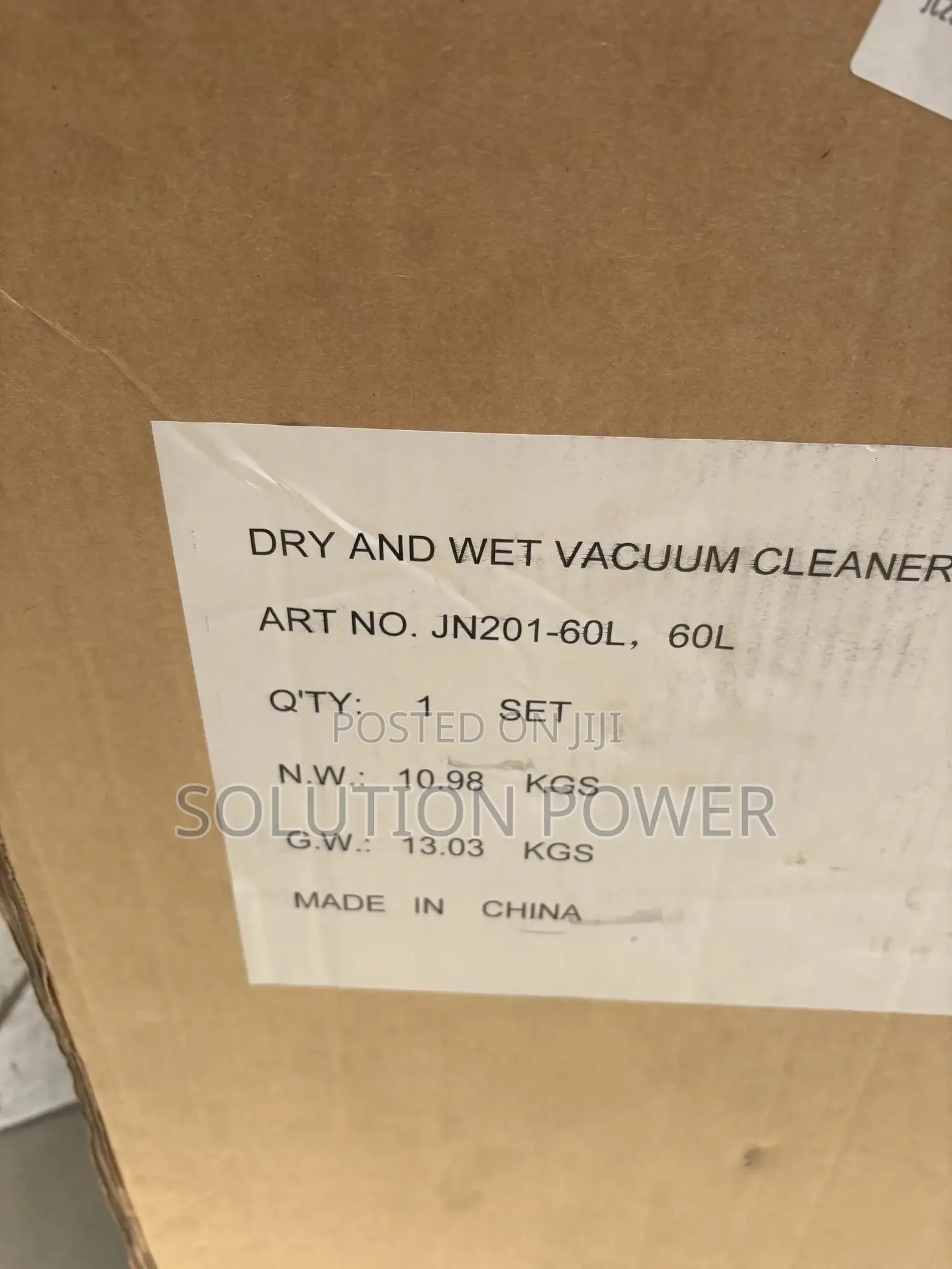Dry And Wet Vacuum Cleaner